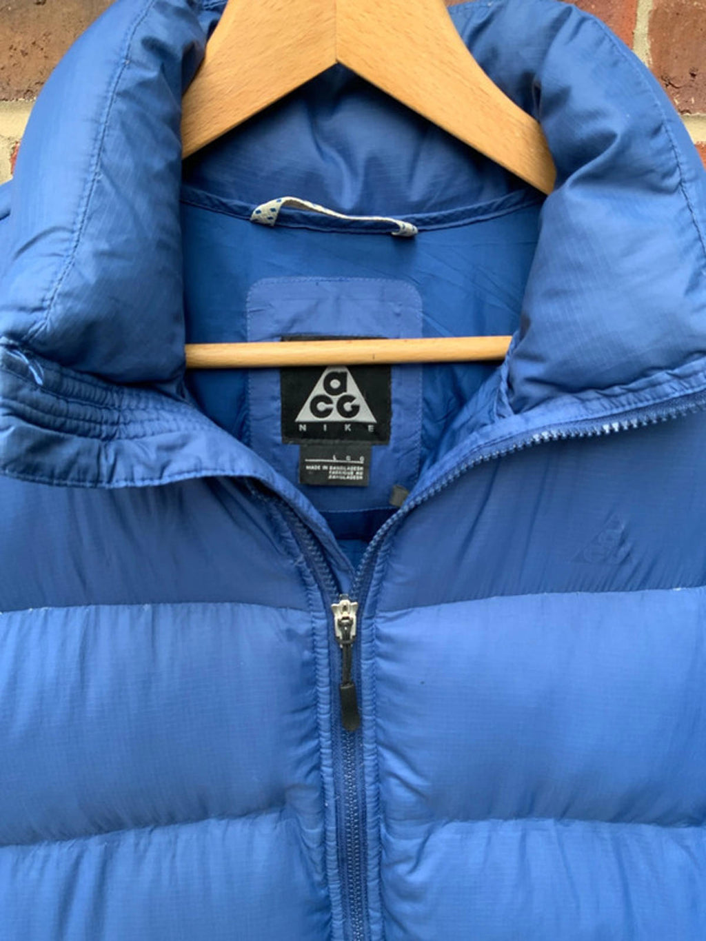 Nike acg down jacket large