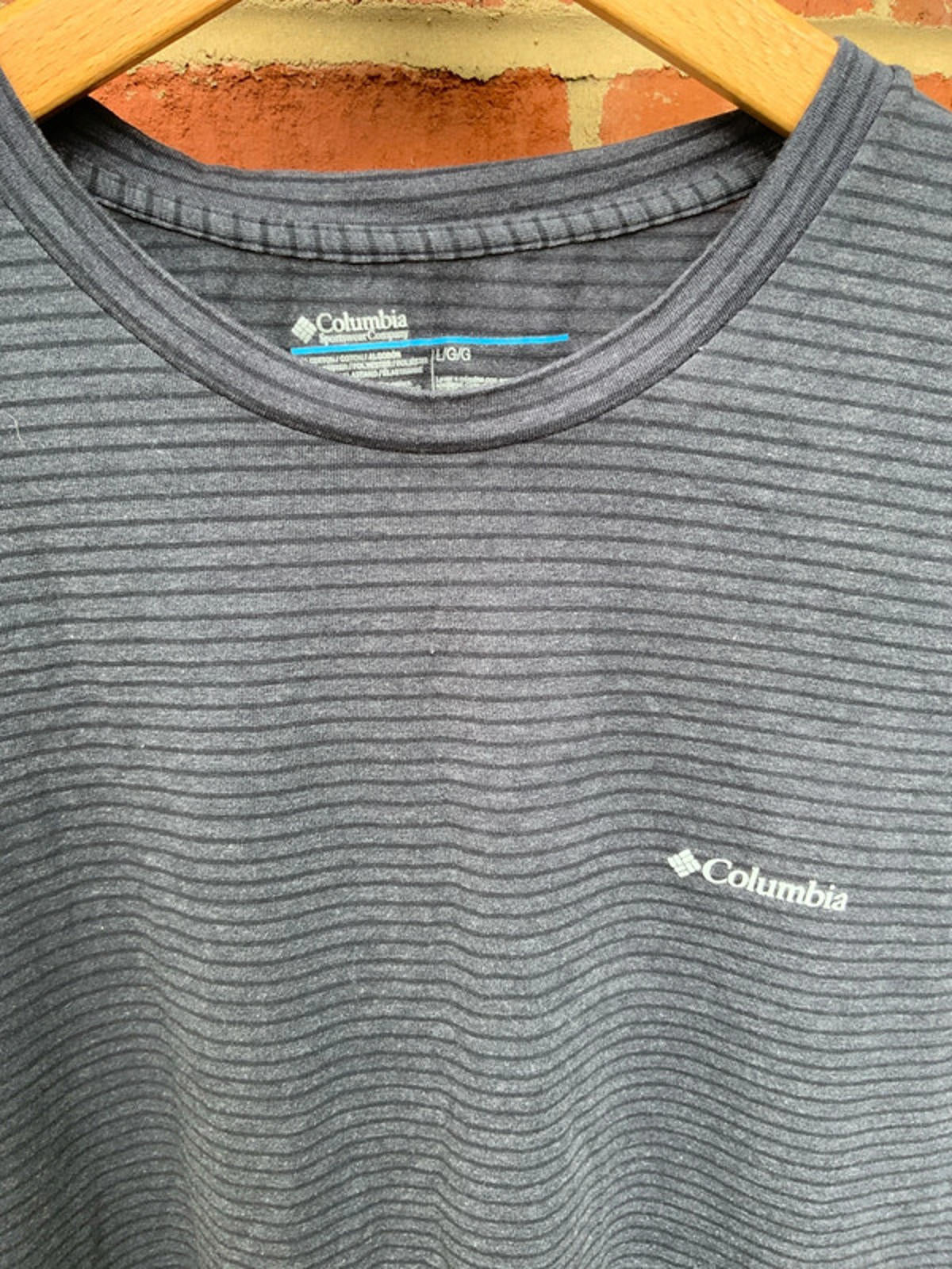 Columbia T-shirt large