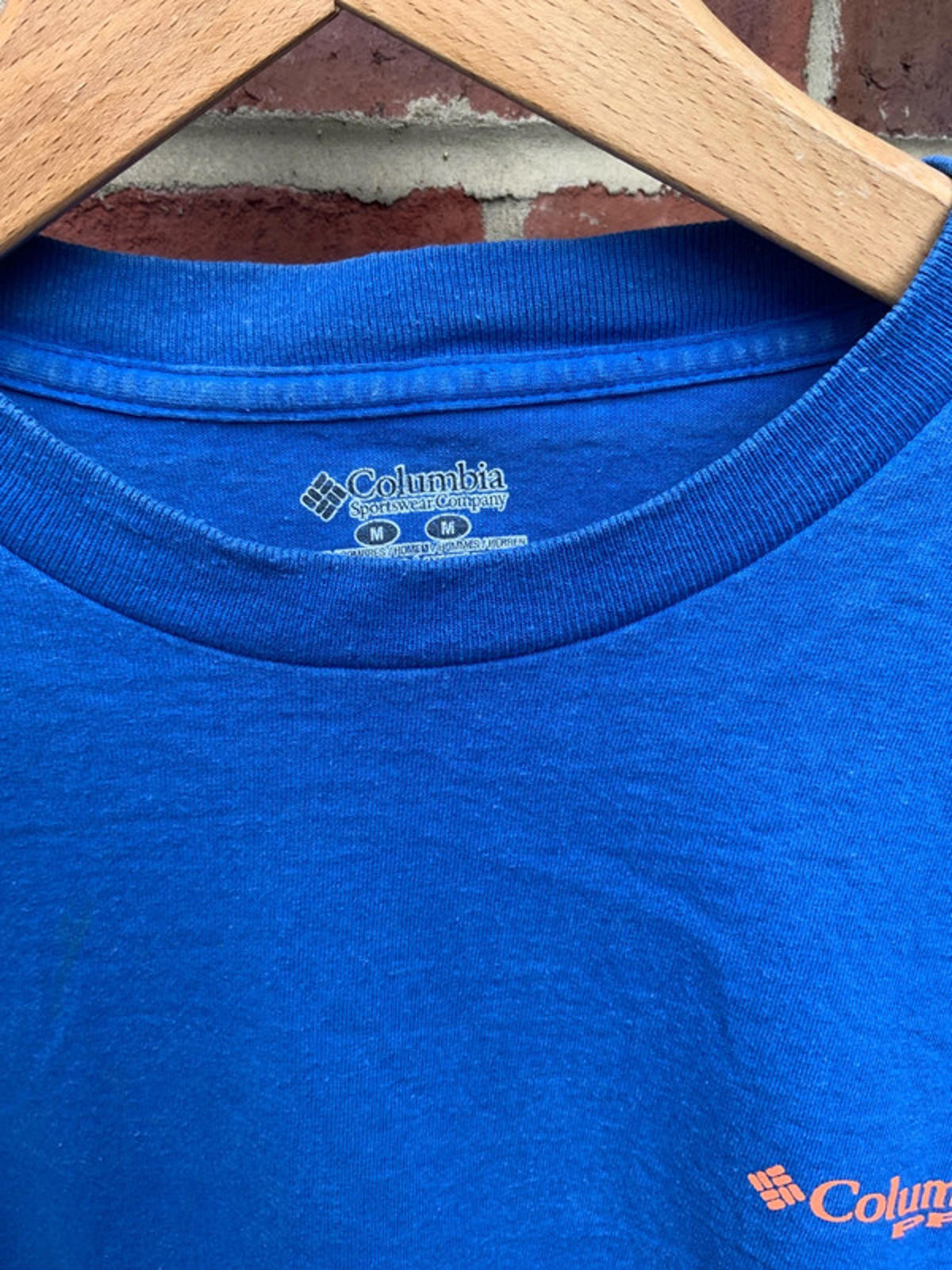 Columbia pfg T-shirt medium