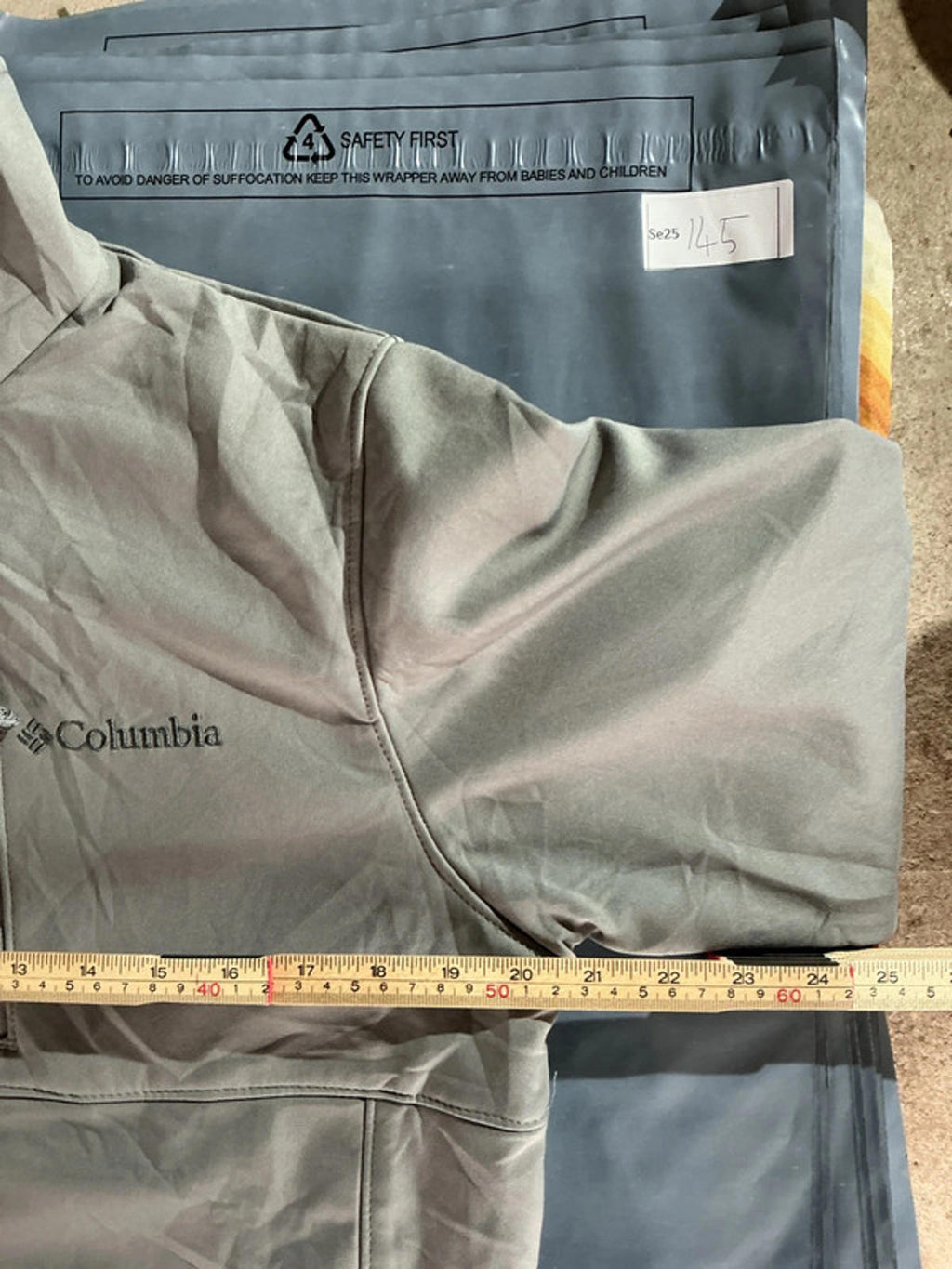 Columbia Men's Grey Softshell Jacket Size S