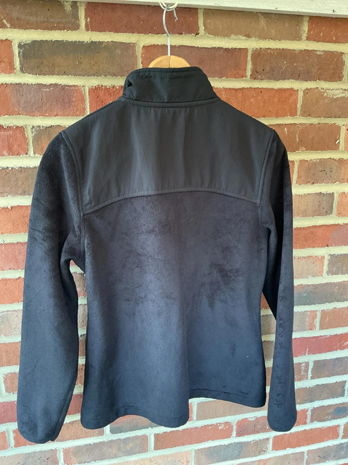 Fila Sport Black Fleece Jacket Size S Lightweight Warm Casual Zip Up
