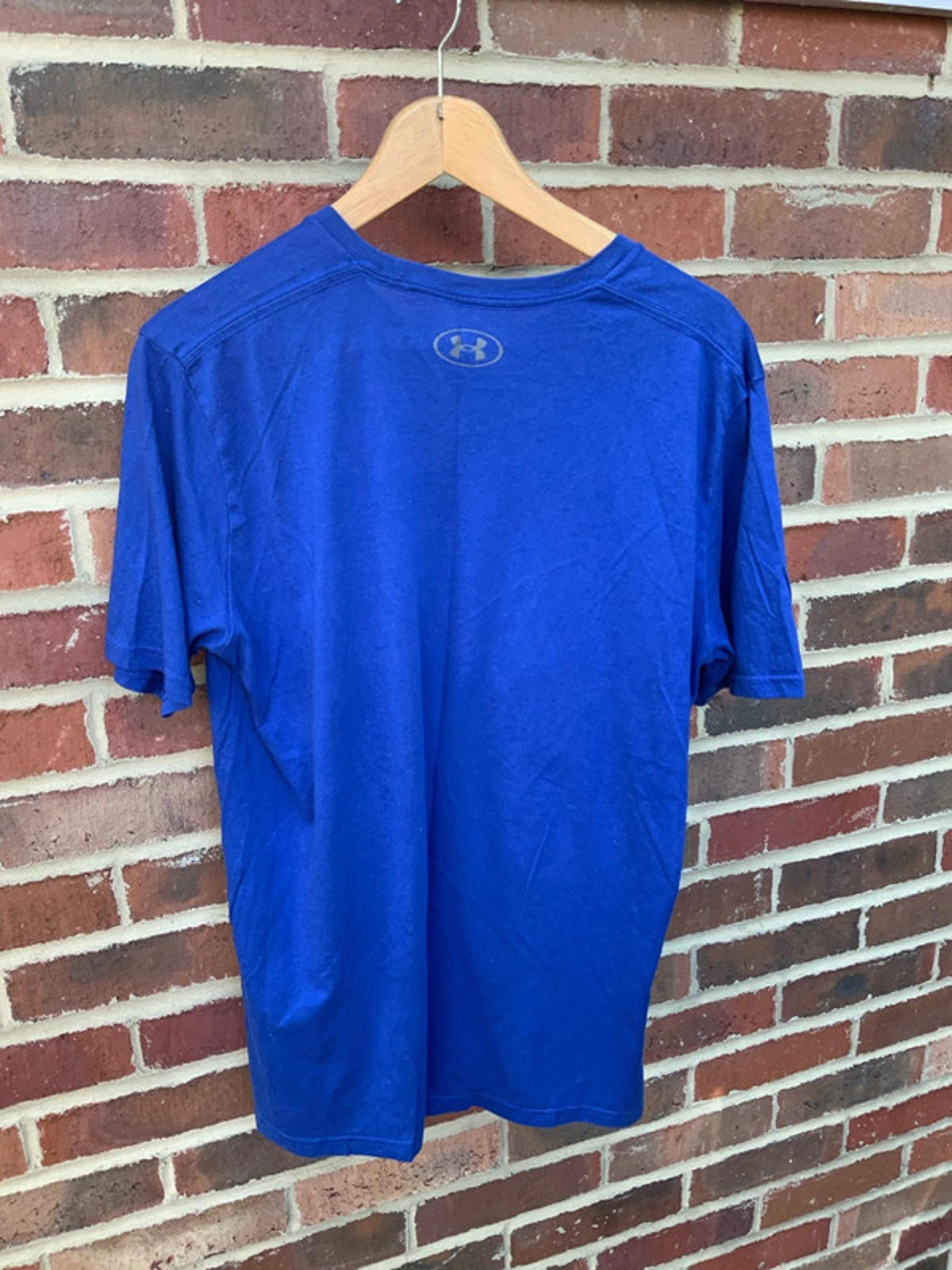 Ua tee large