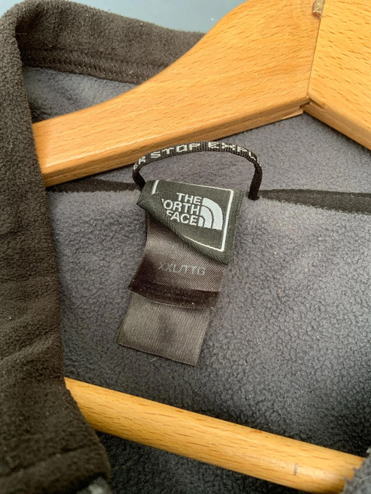 The North Face Men's Grey Fleece Jacket Size XXLarge Warm Outdoor Layer