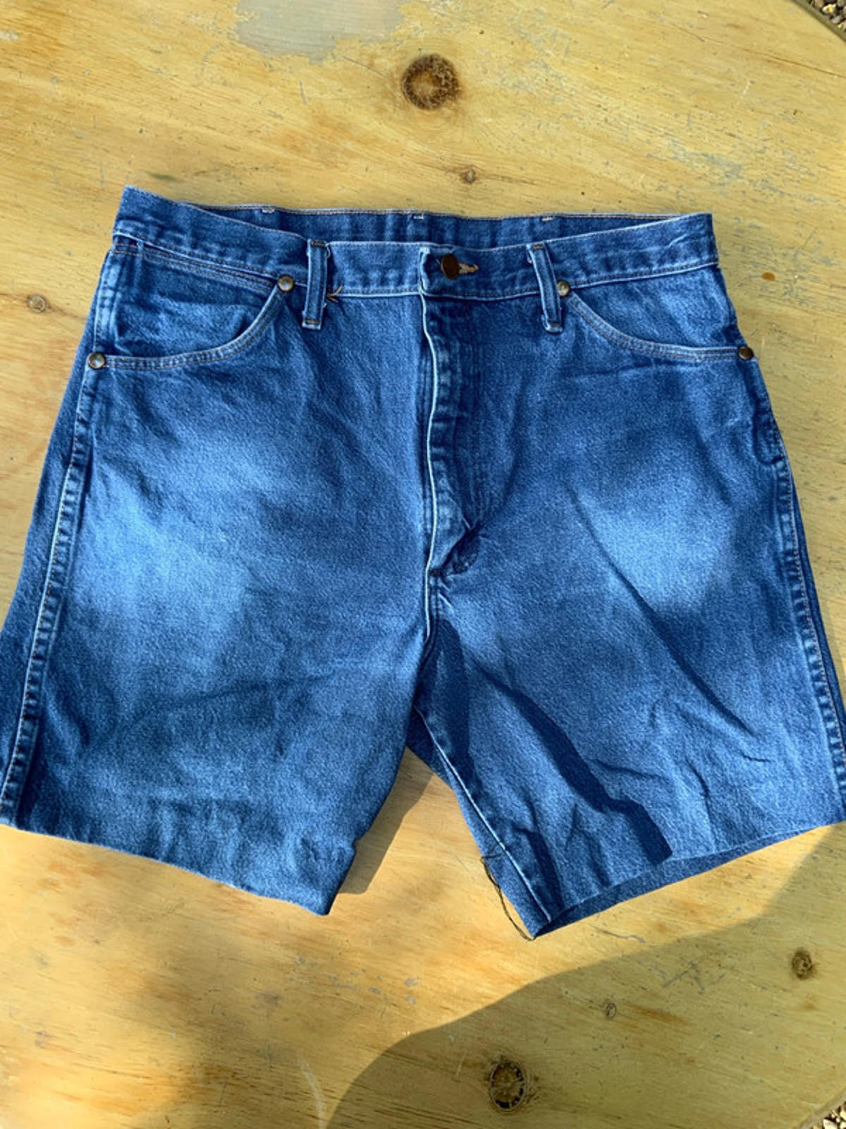 Wrangler denim shorts 35 waist