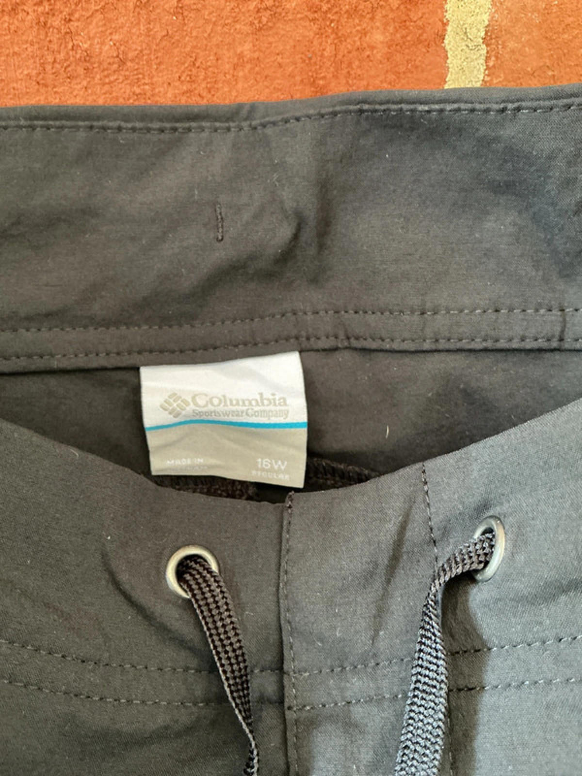 Columbia Women's Activewear Stretchy Hiking Trousers 16W Black Very Good