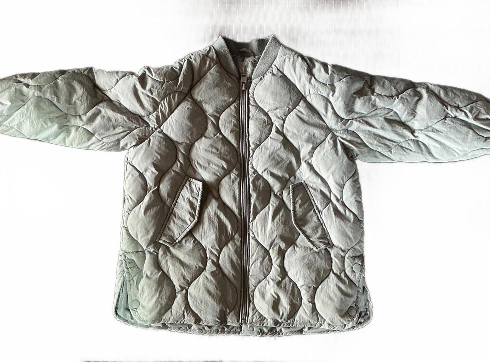 Zara Quilted Jacket Light Grey Size 6/7 Warm Comfortable Stylish