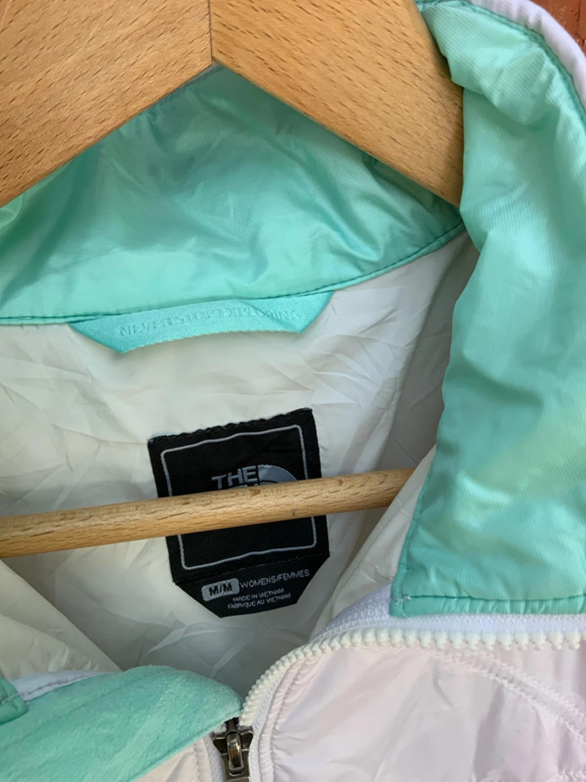 The north face ladies medium primaloft jacket