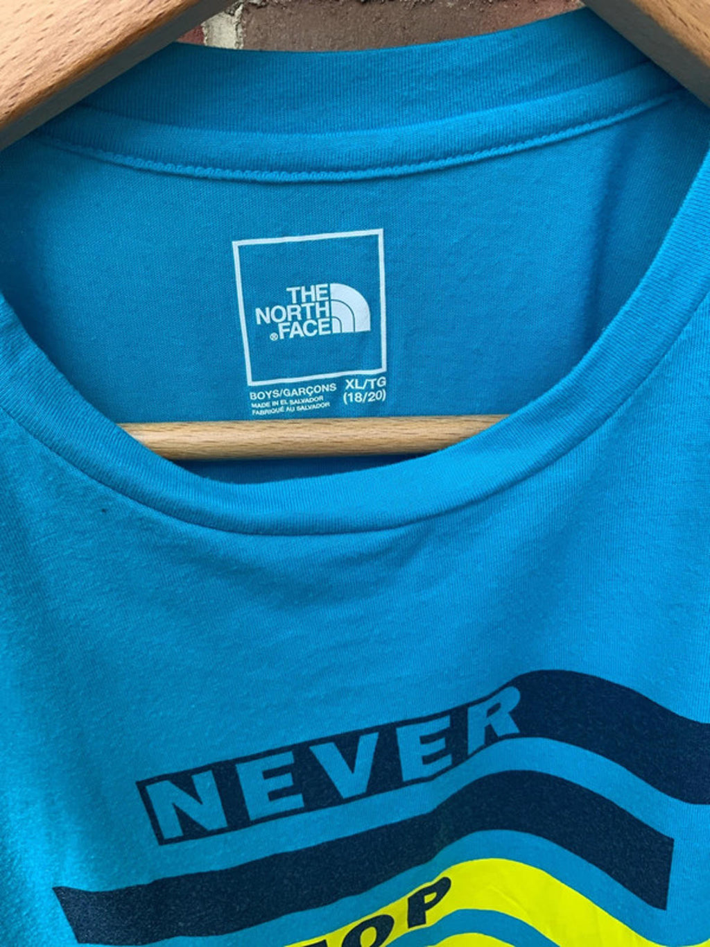 The north face xl boys tshirt
