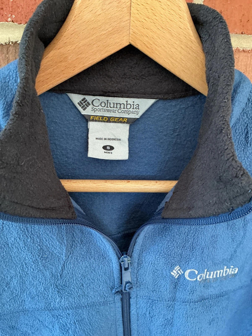 Columbia Men's Blue Fleece Jacket Size S Outdoor Lightweight Warm Layer