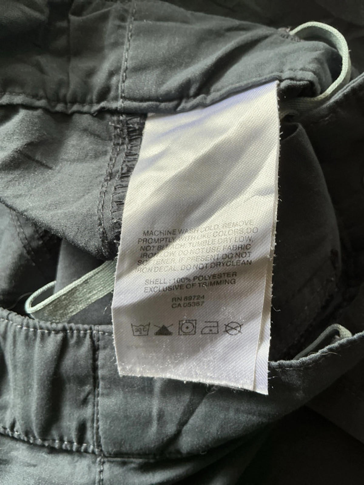 Columbia shorts large