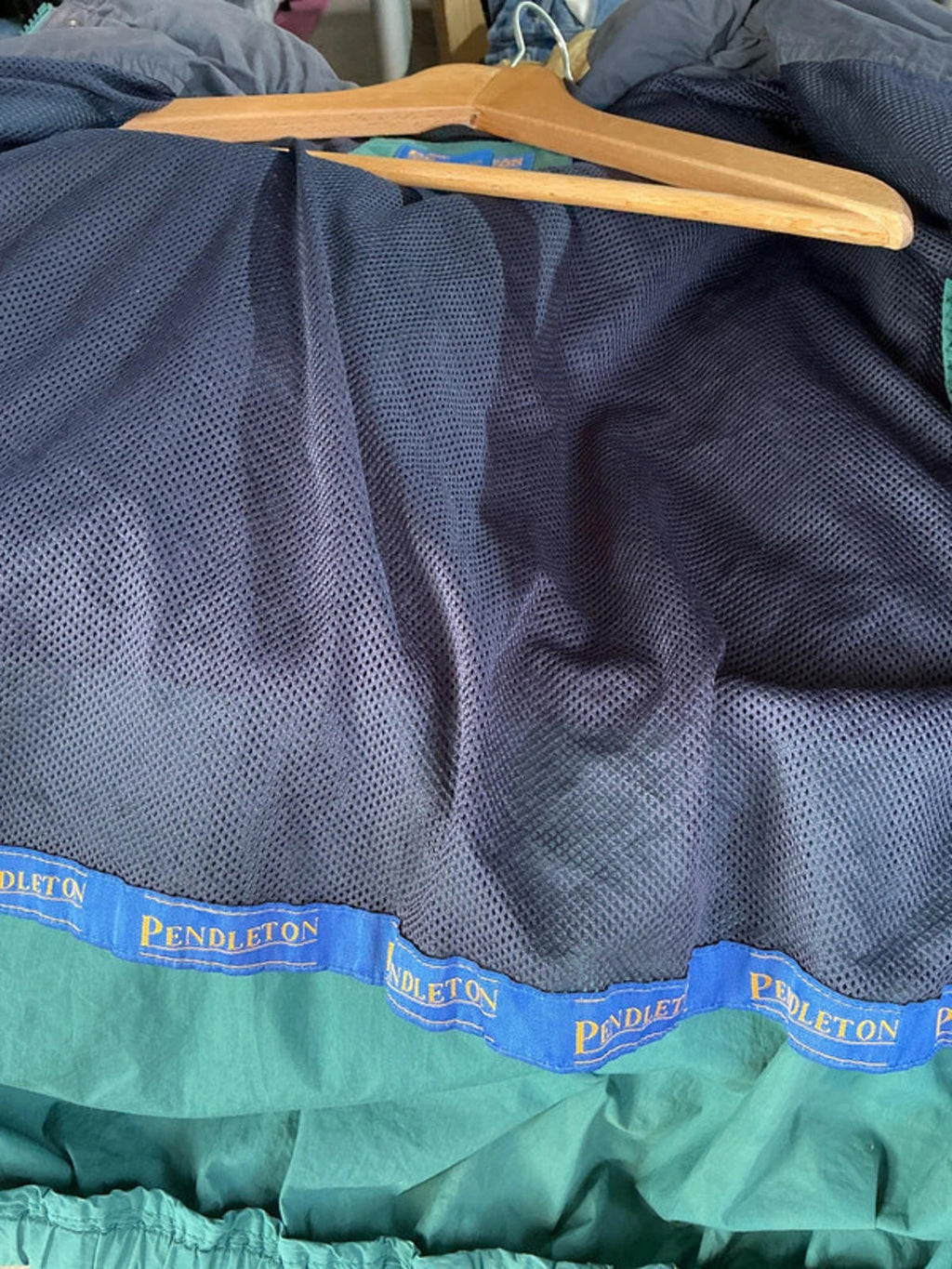 Pendleton windbreaker large