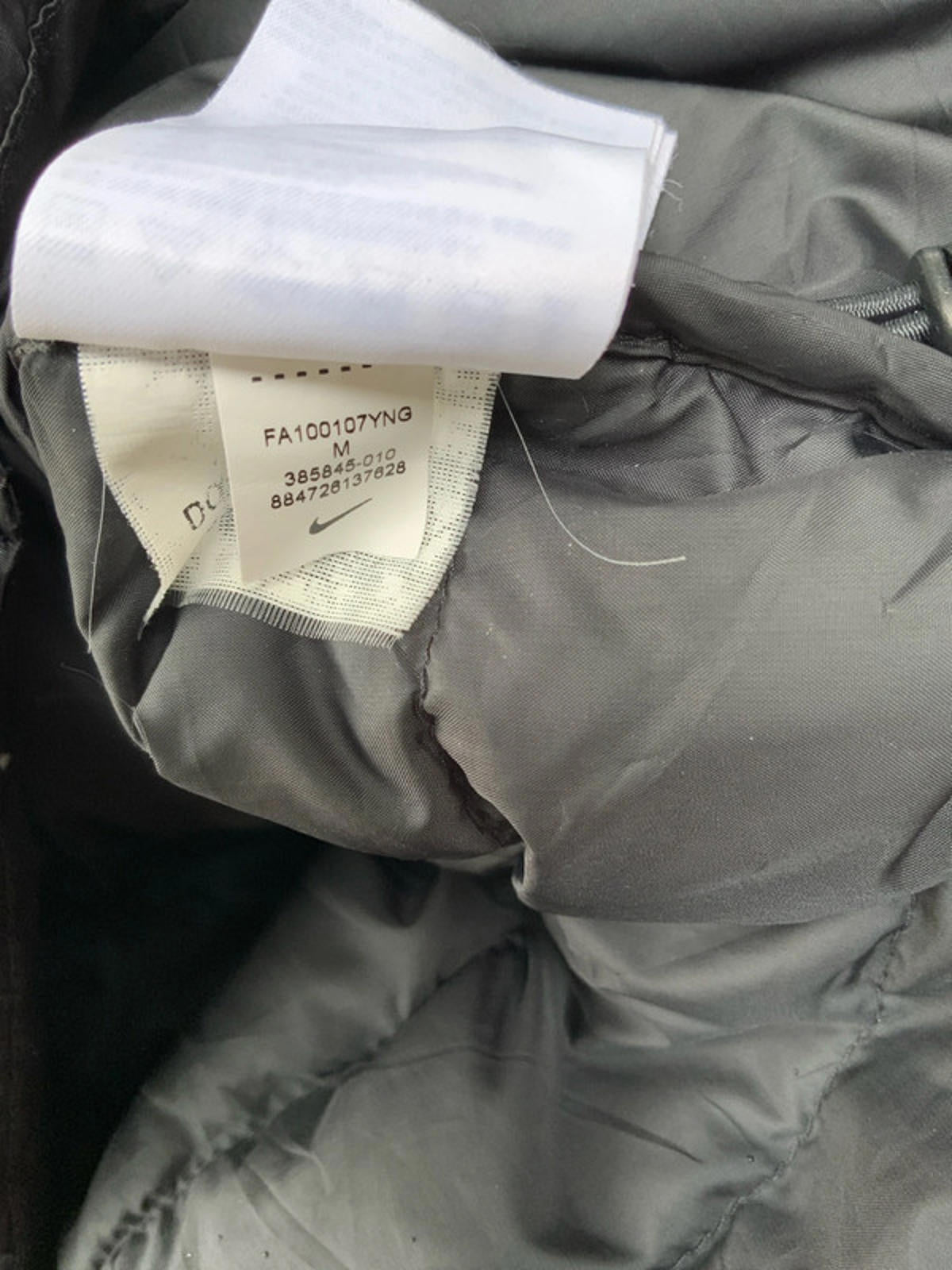 Nike acg down gilet medium