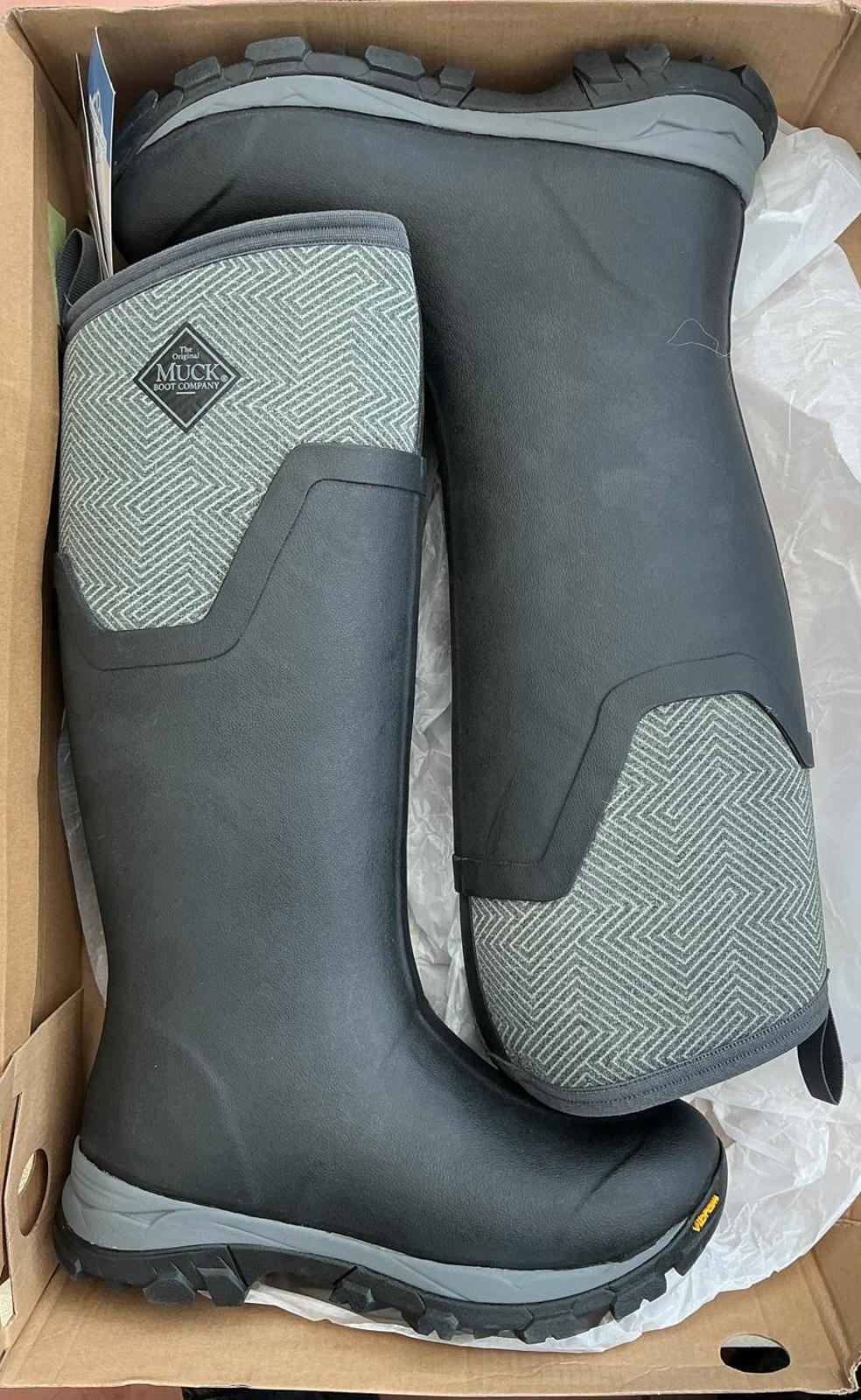 Muck Boot Women's Arctic Pro Tall Waterproof Insulated Boots Size 6