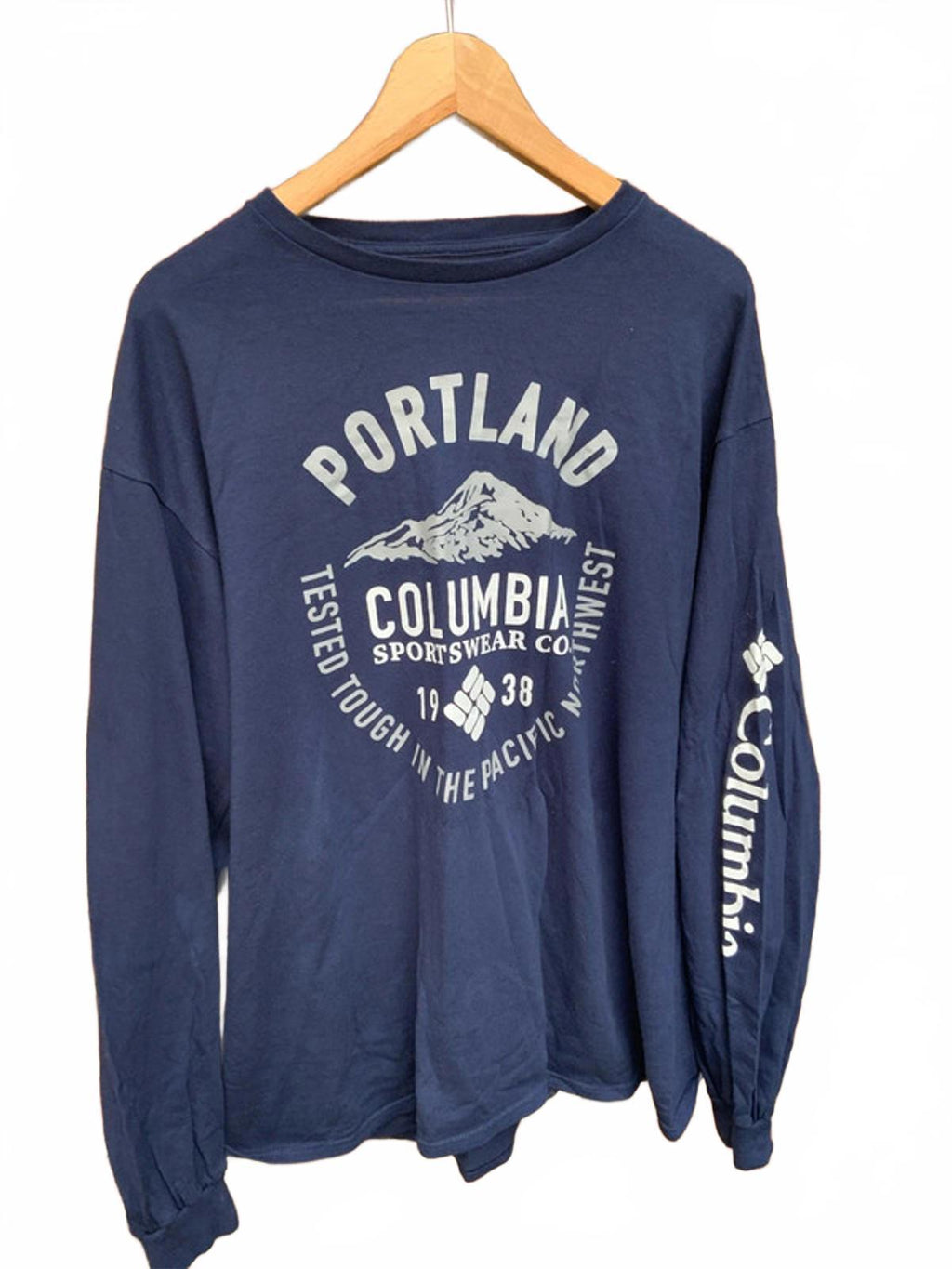 Columbia Sportswear Co. Men's XL Navy Blue Long Sleeve T-Shirt Portland