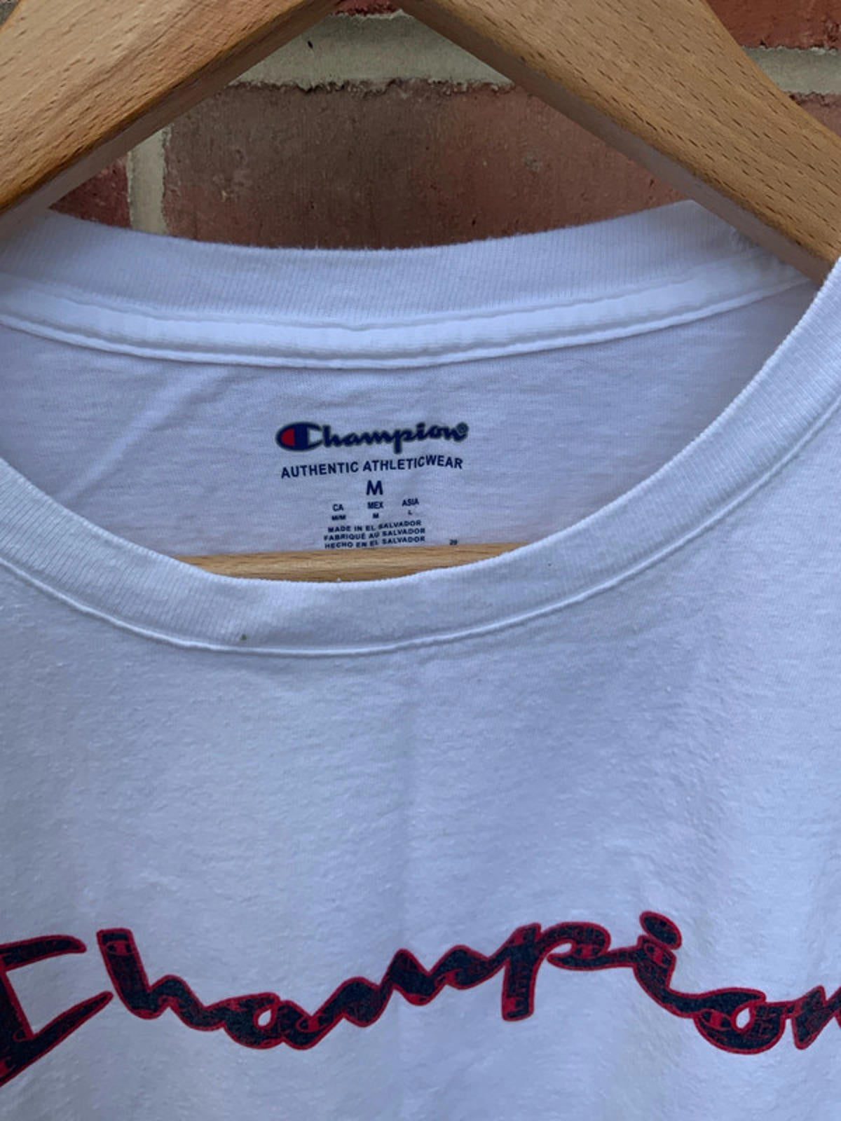 Champion tshirt medium