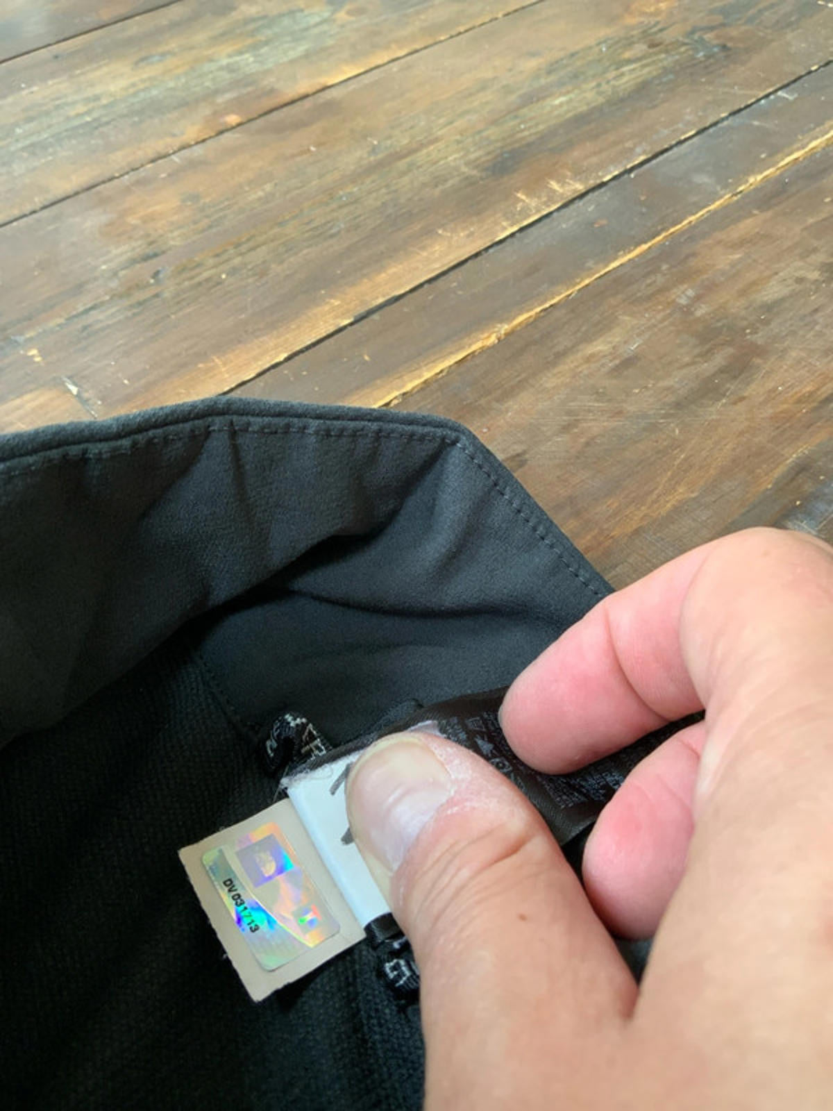 The north face ladies small apex windbreaker