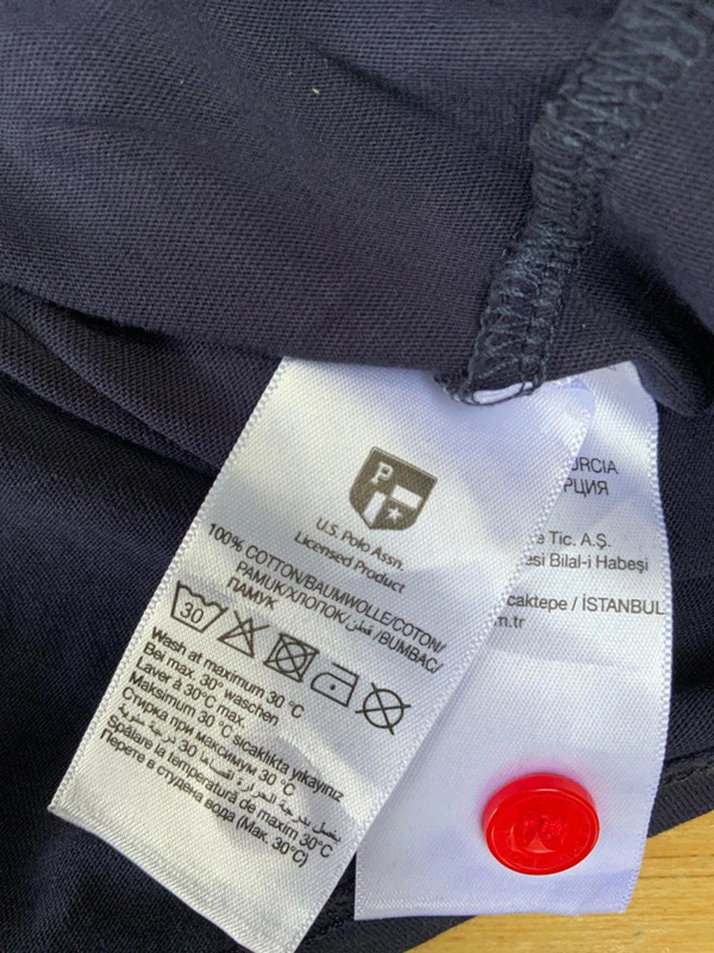 Polo assn T-shirt medium