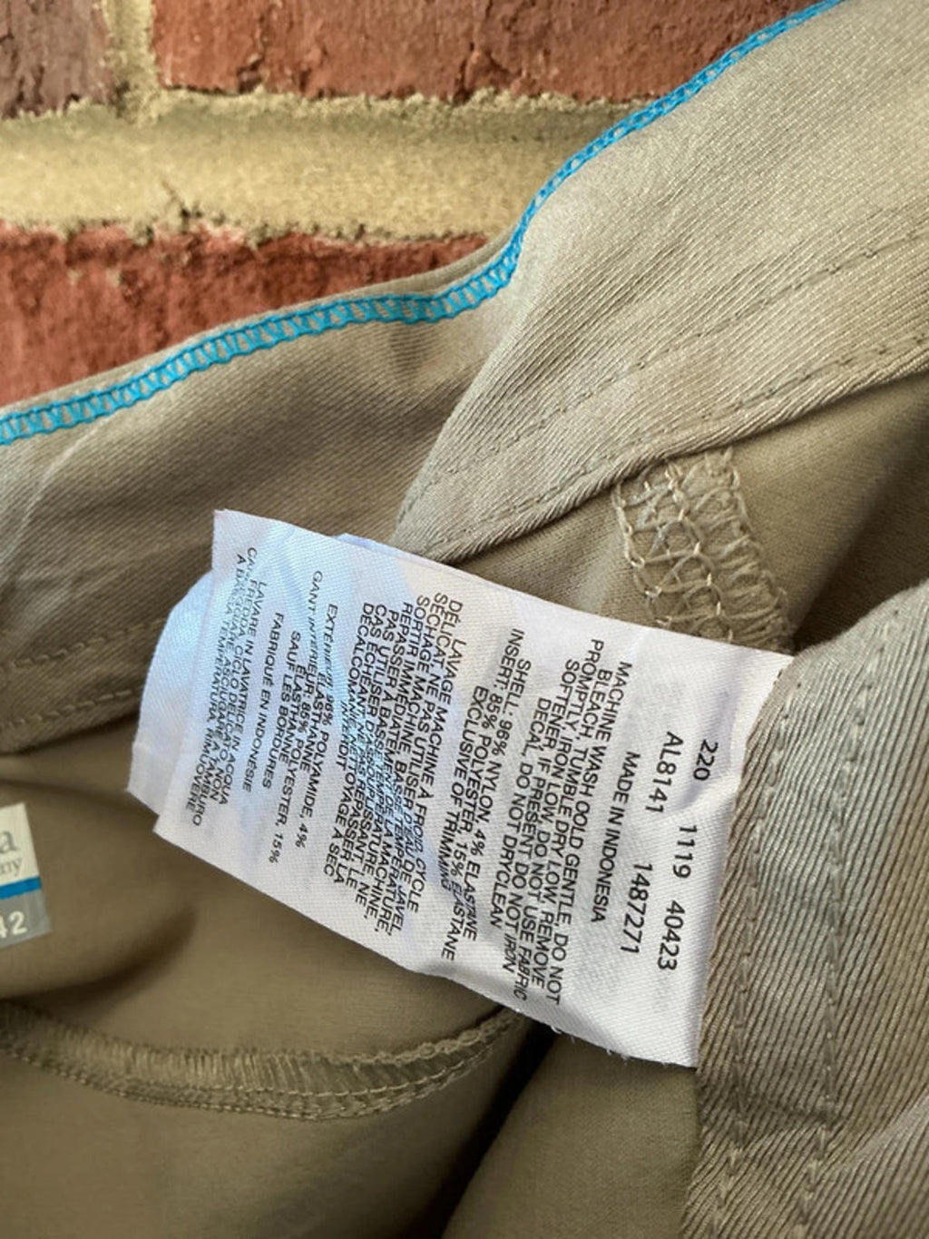 Columbia Women's Lightweight Walking Trousers Size 10 Cream Beige