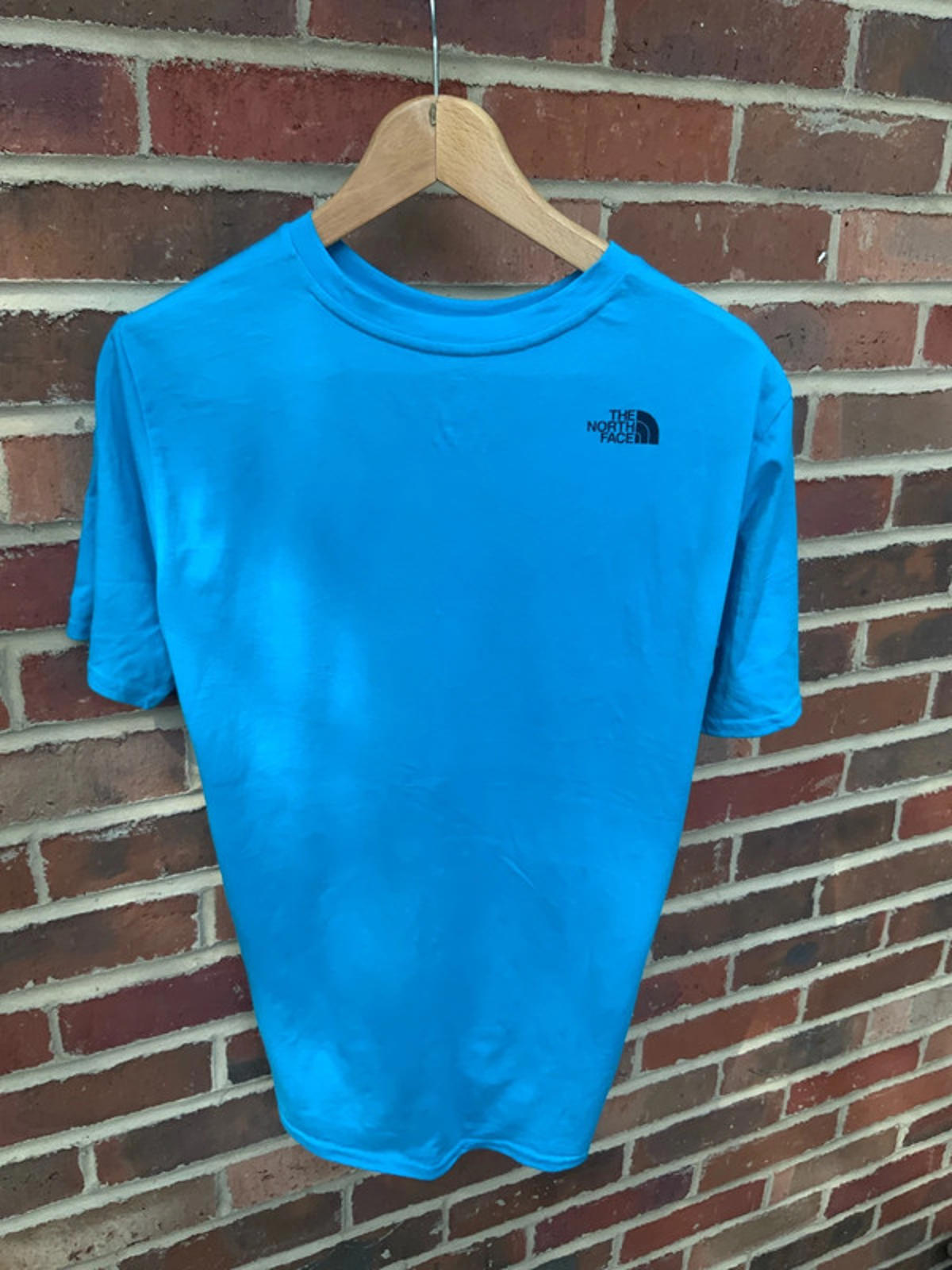 The north face xl boys tshirt