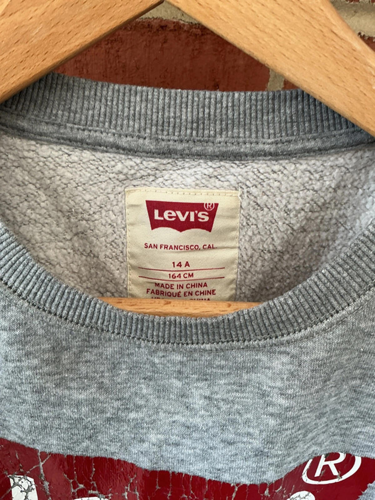 Levi’s batwing sweatshirt age 14