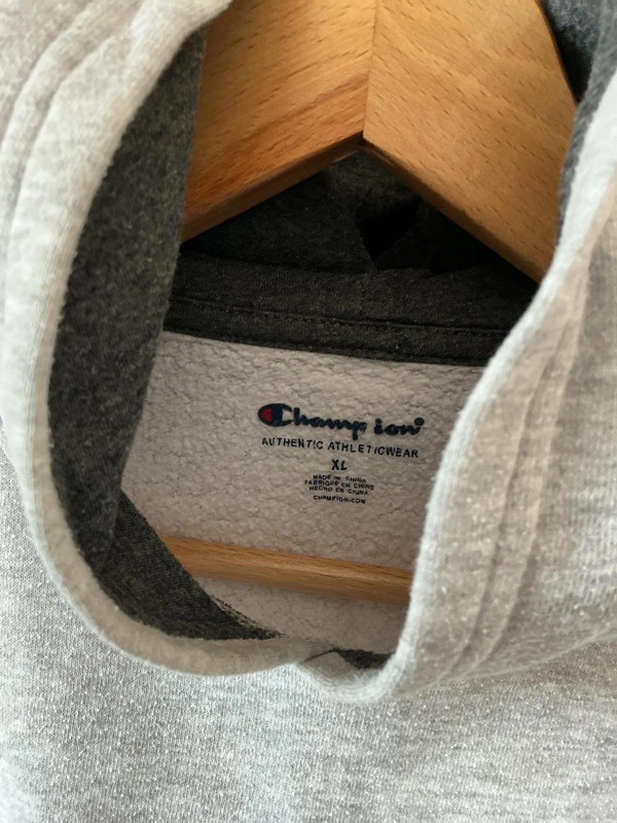 Champion hoodie xl boys