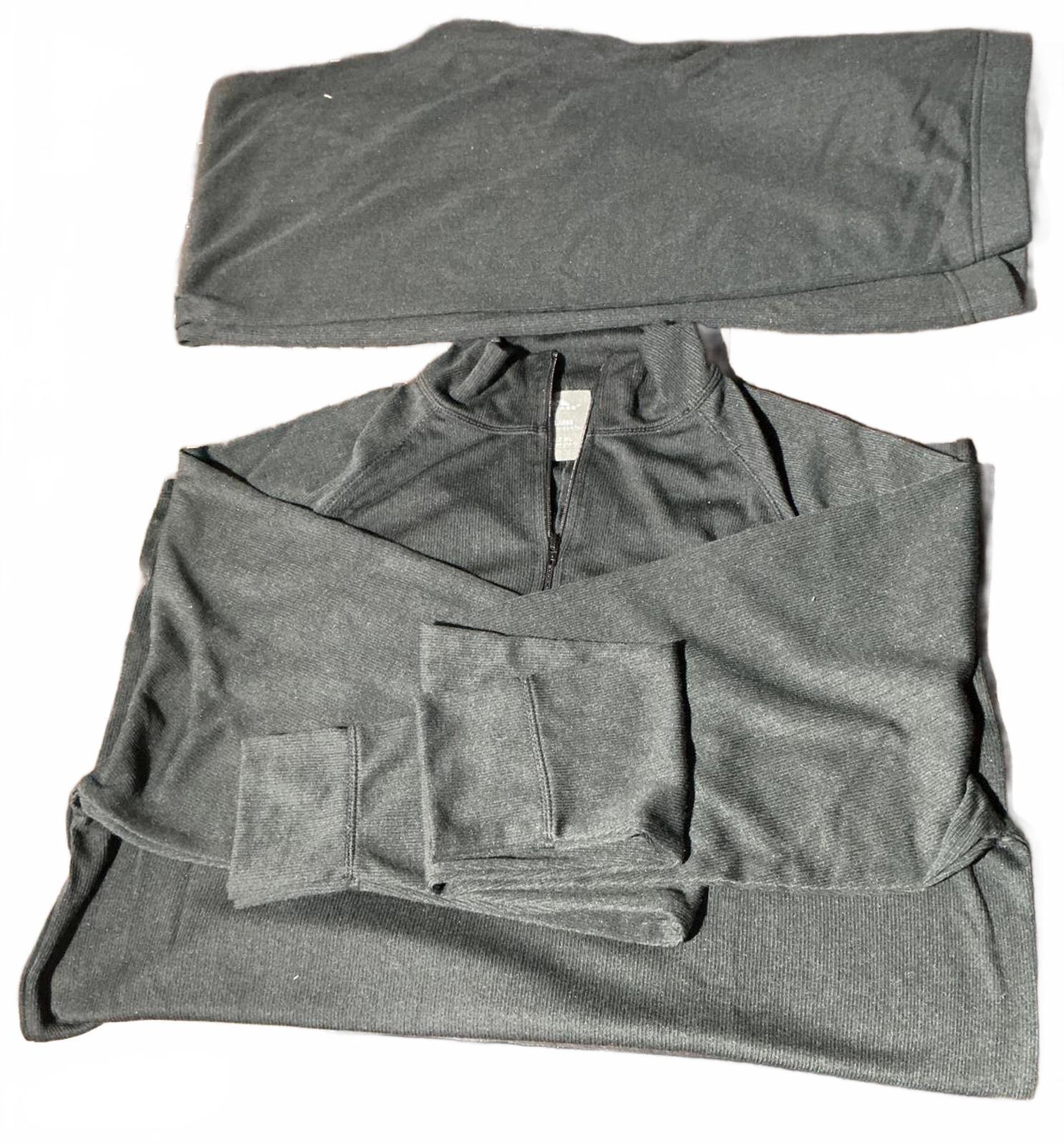Trespass Dark Grey Half-Zip Thermal Pullover and Trousers  Male Large Female XL