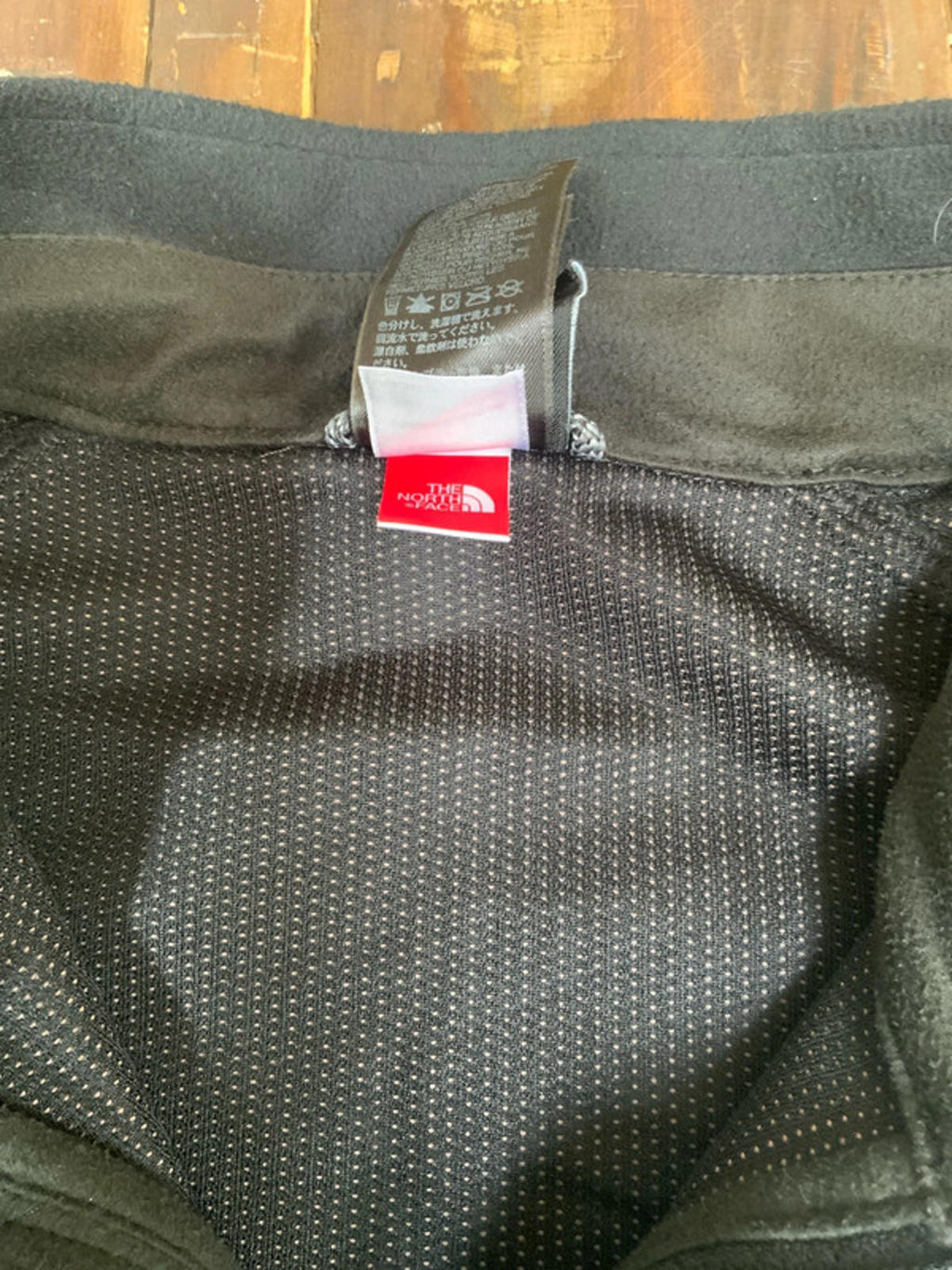 The north face ladies large windwall fleece