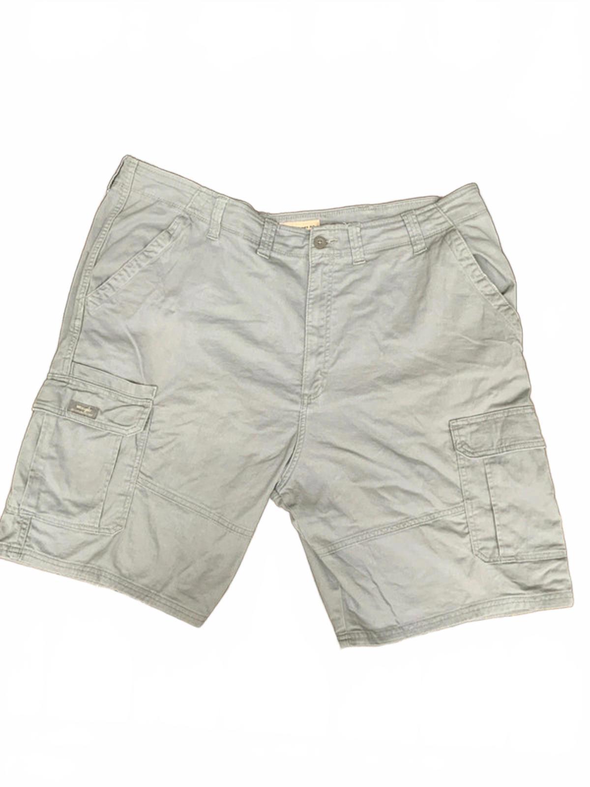 Wrangler cargo shorts 44 waist