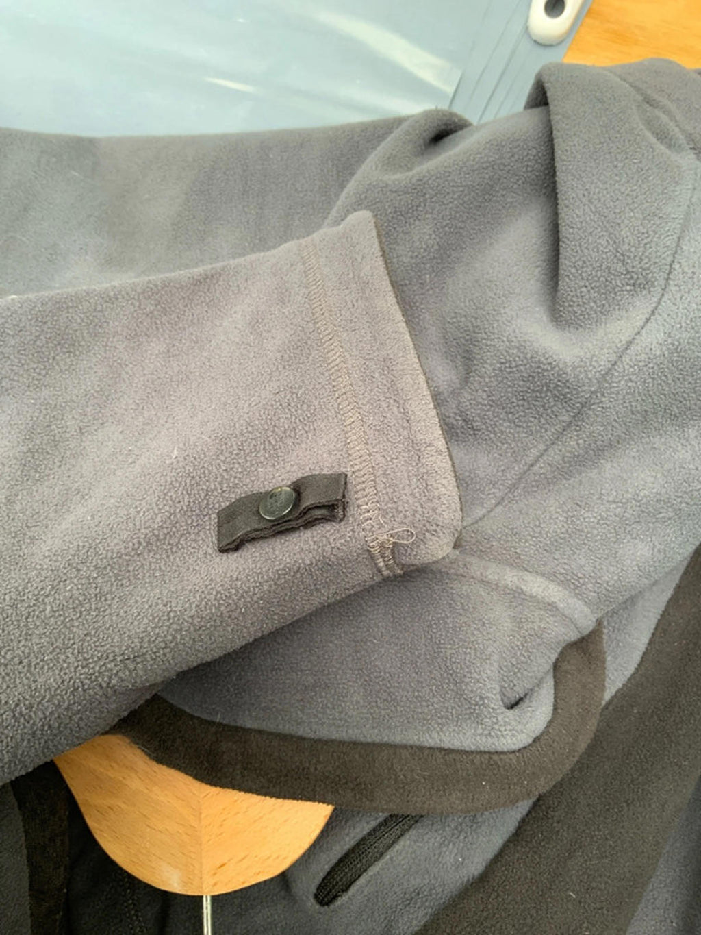 The North Face Men's Grey Fleece Jacket Size XXLarge Warm Outdoor Layer