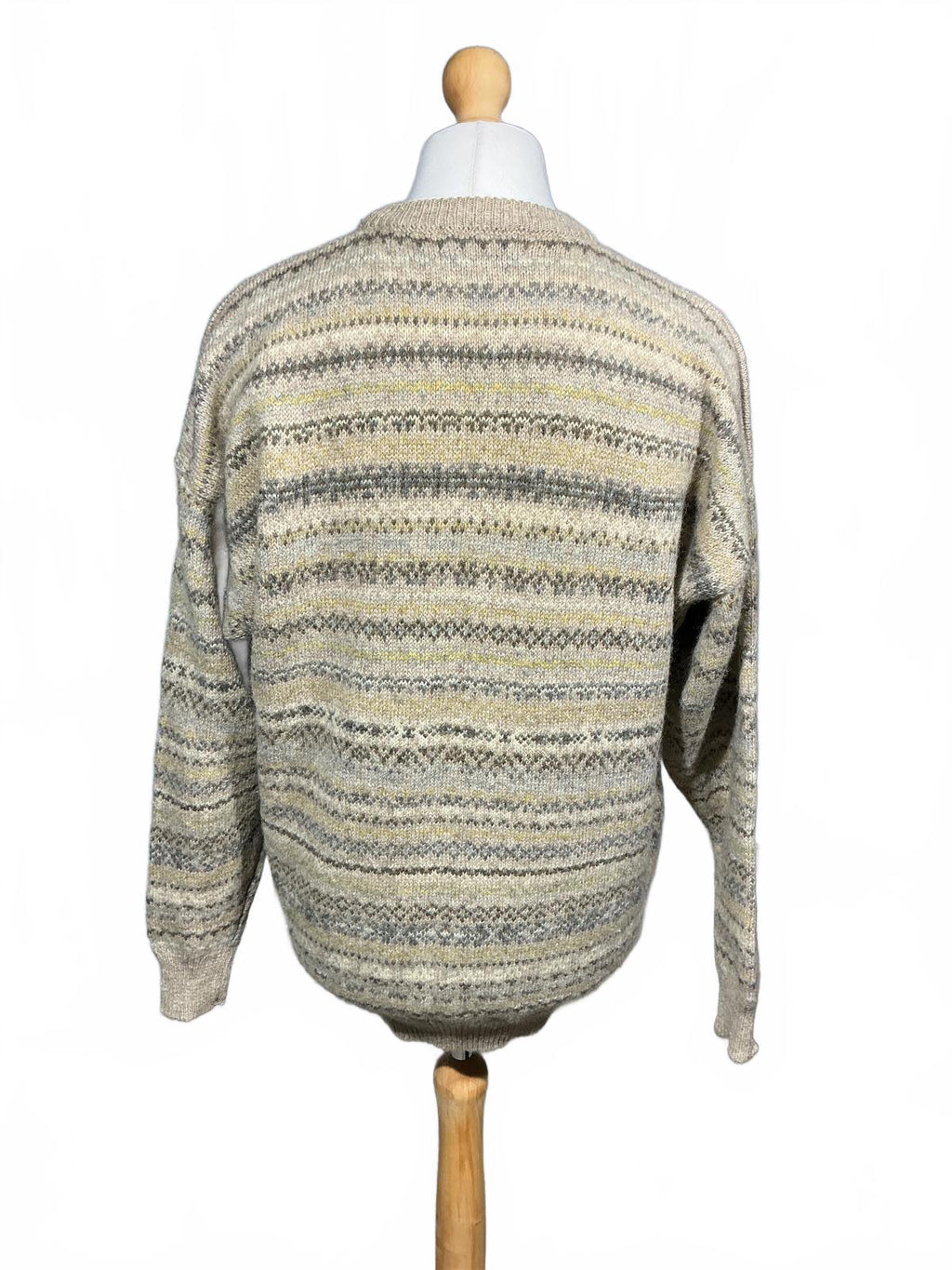 Mens Vintage Patterned Wool Sweater