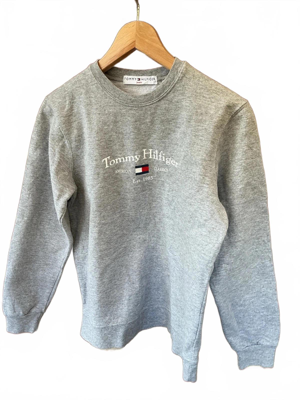 Tommy Hilfiger sweatshirt small