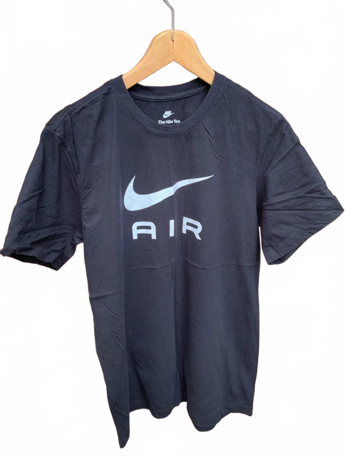 Nike air T-shirt medium