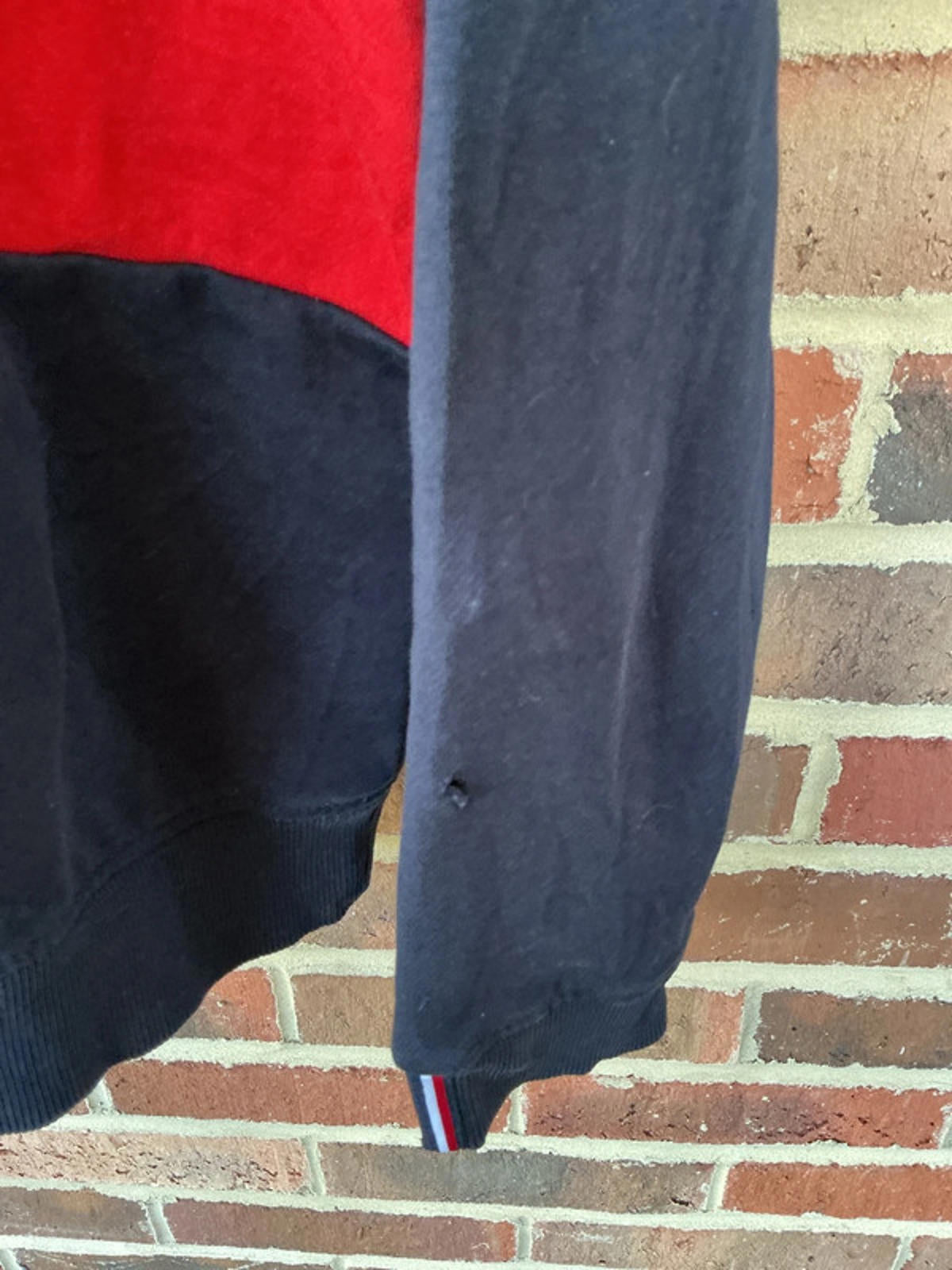 Tommy half zip small