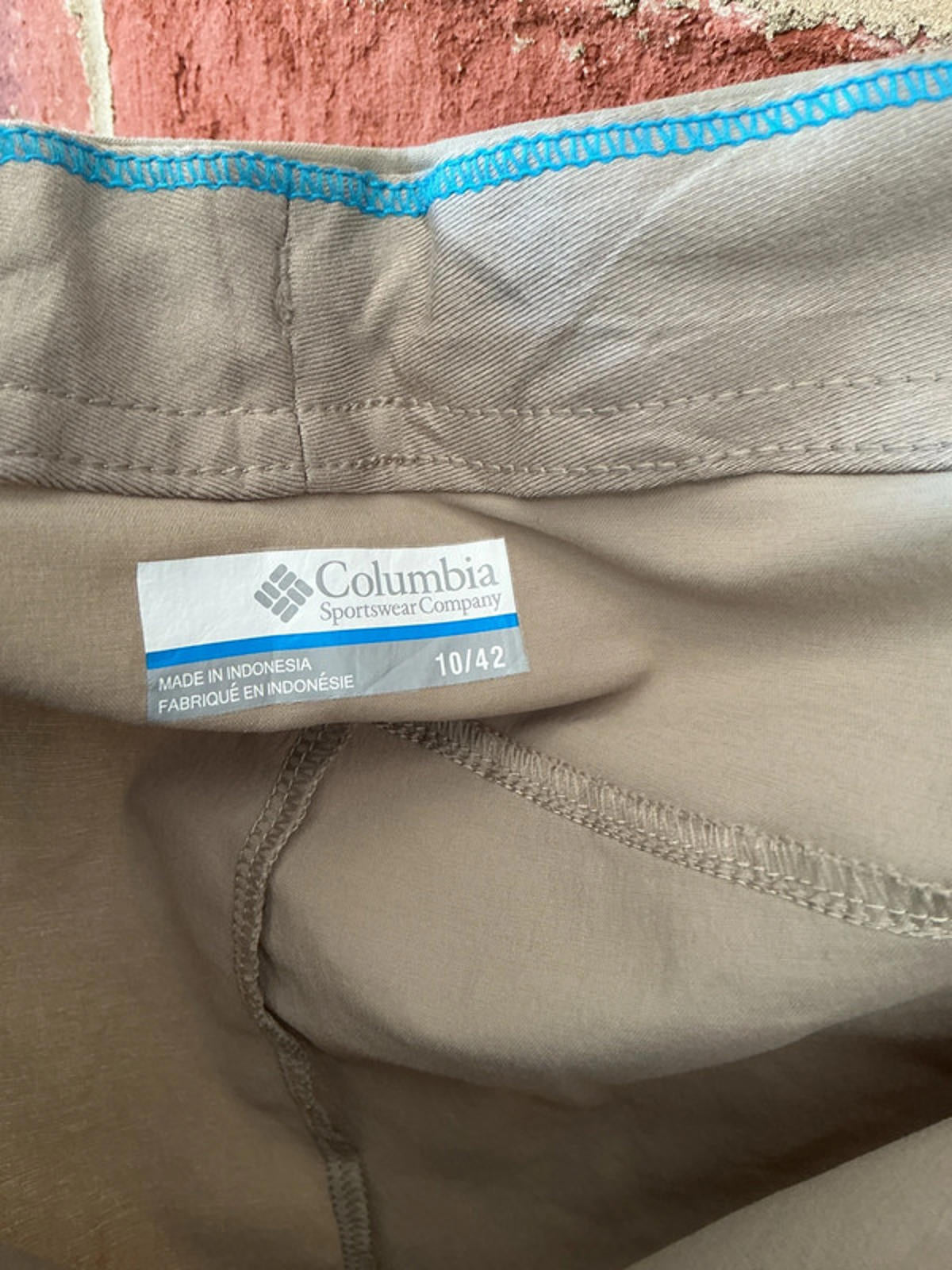 Columbia Women's Lightweight Walking Trousers Size 10 Cream Beige