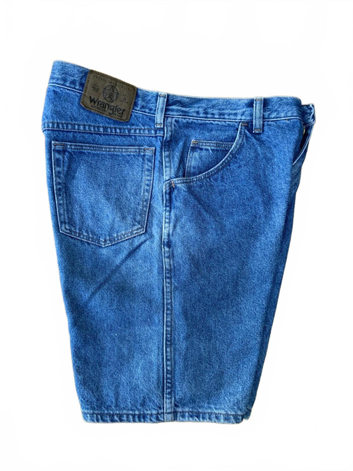 Wrangler denim shorts 32 waist
