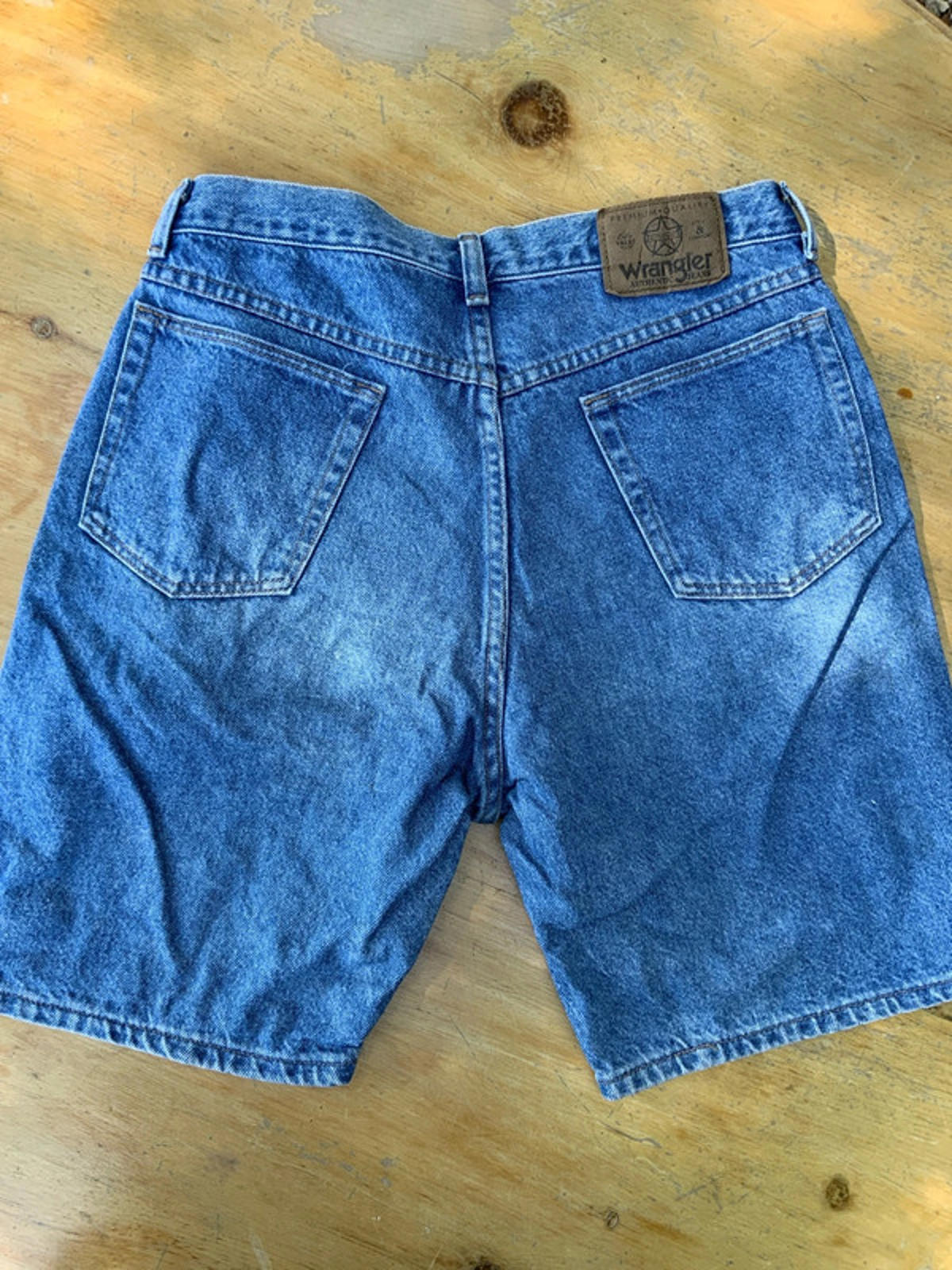 Wrangler denim shorts 32 waist