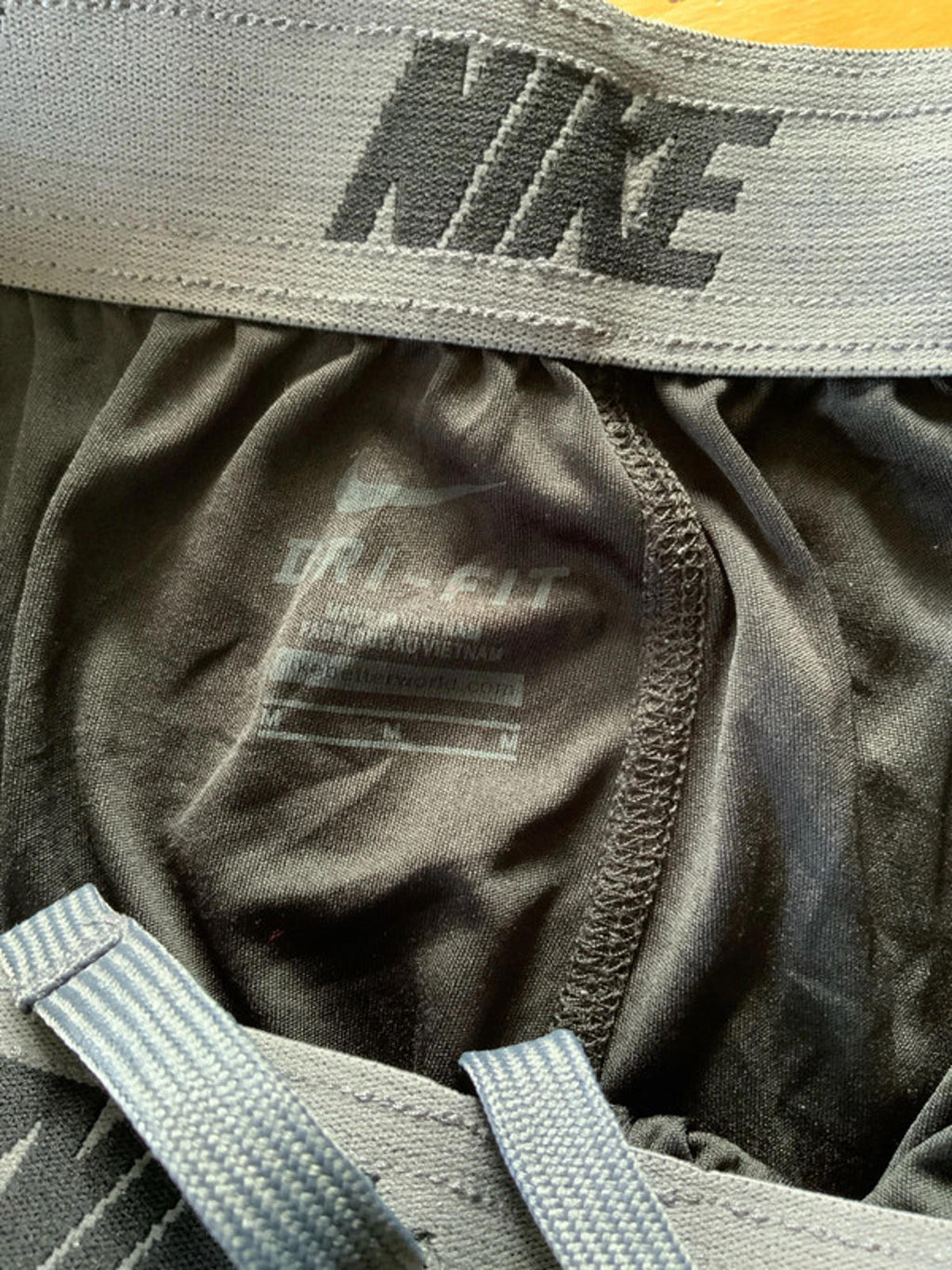 Nike drifit shorts medium