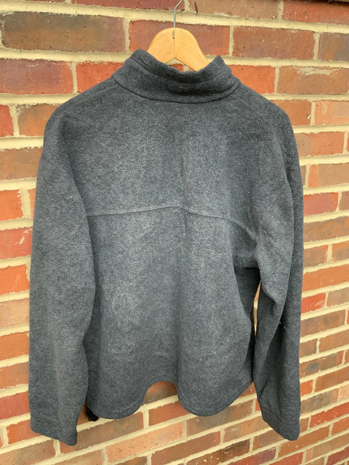 Timberland Grey Fleece Pullover Size Large Comfortable Warm Outdoor