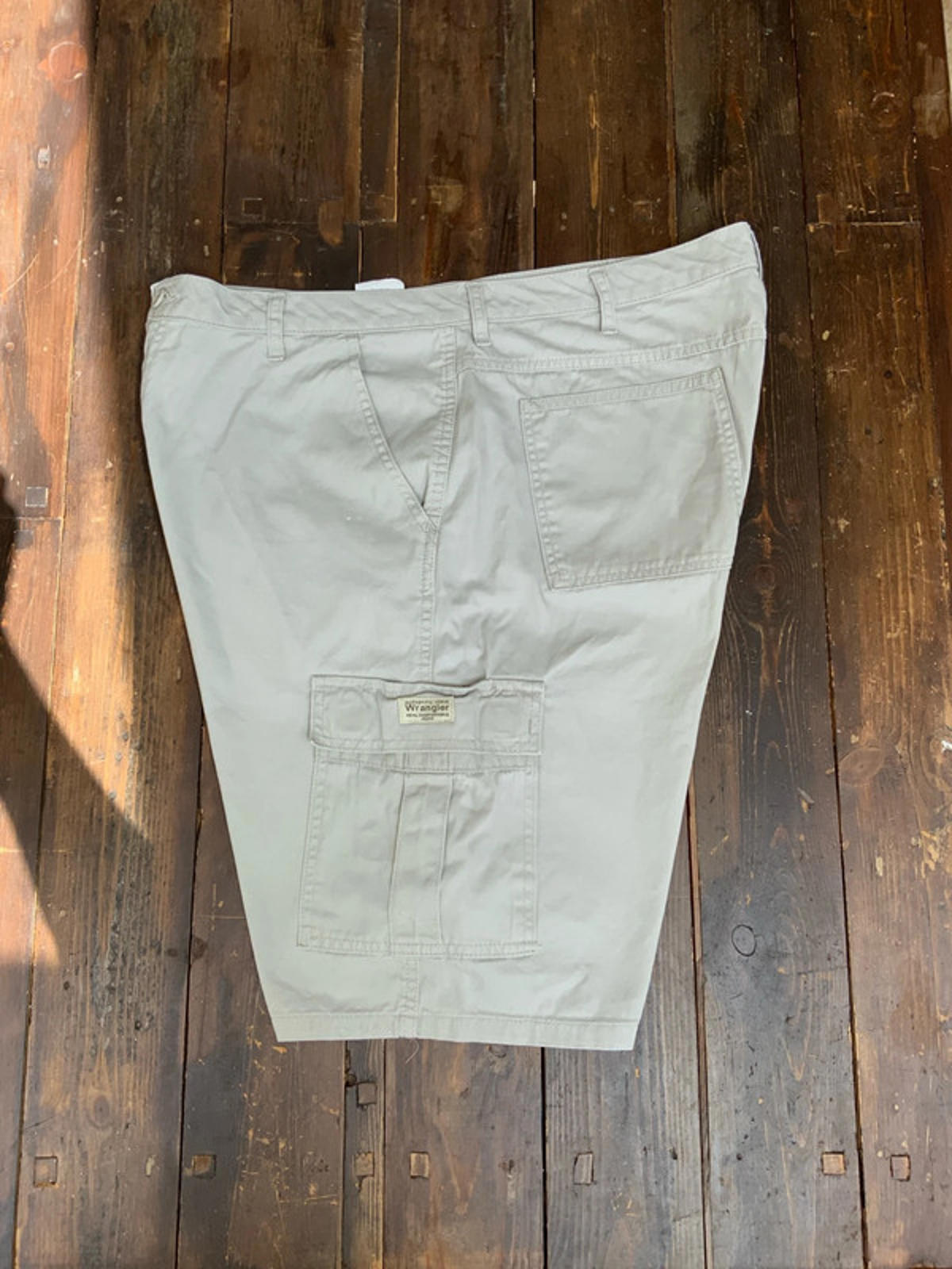 Wrangler cargo shorts 38 waist