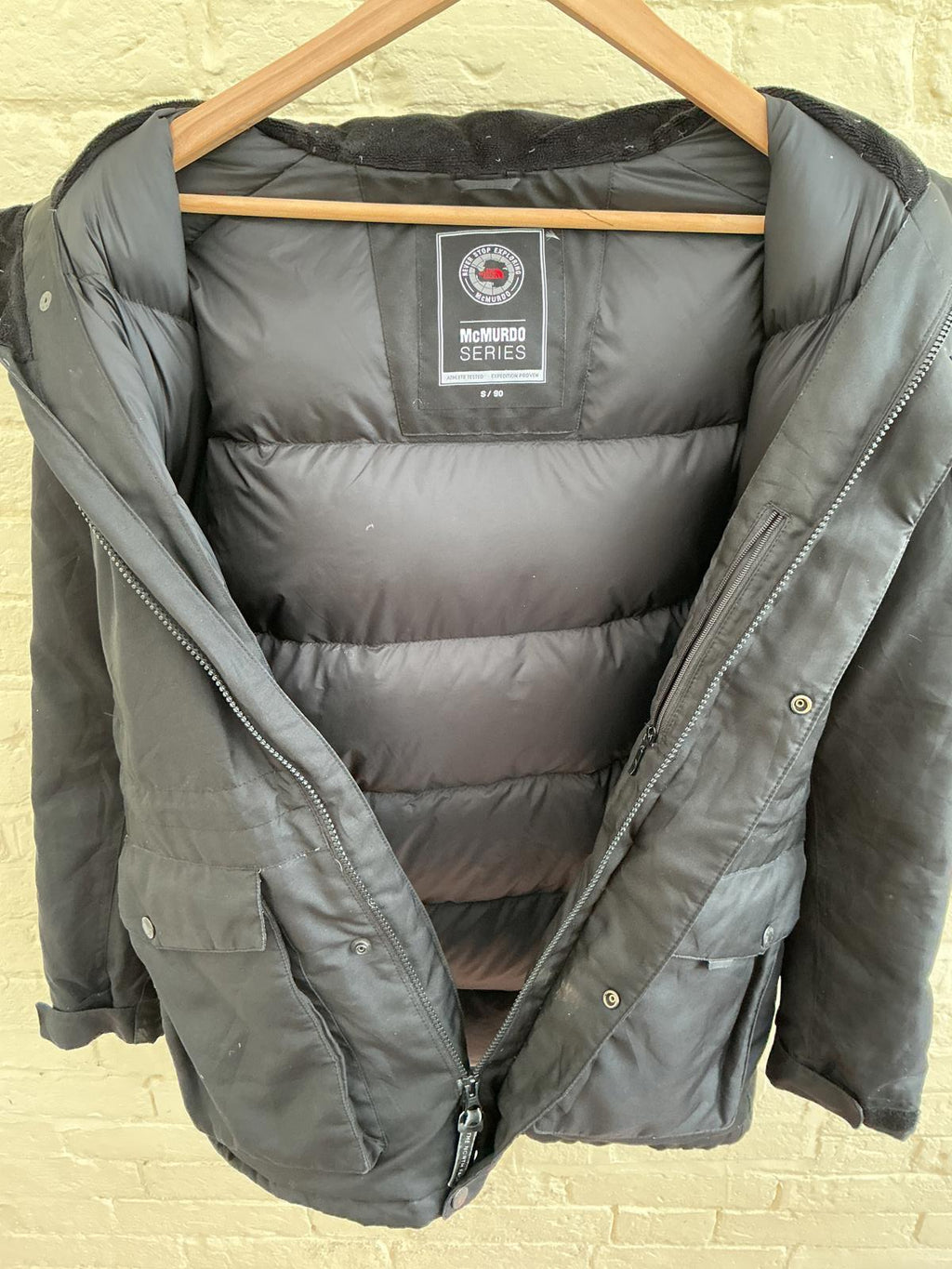 The North Face Men's Black Winter Parka McMurdo series