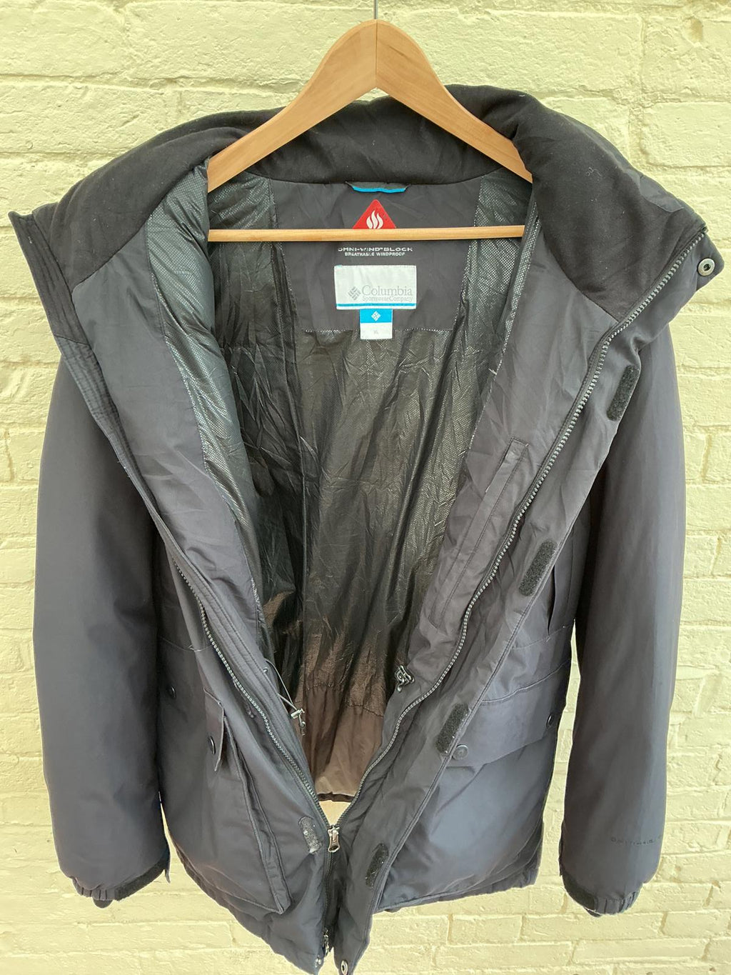Columbia Men's Waterproof Hooded Winter Jacket Xl
