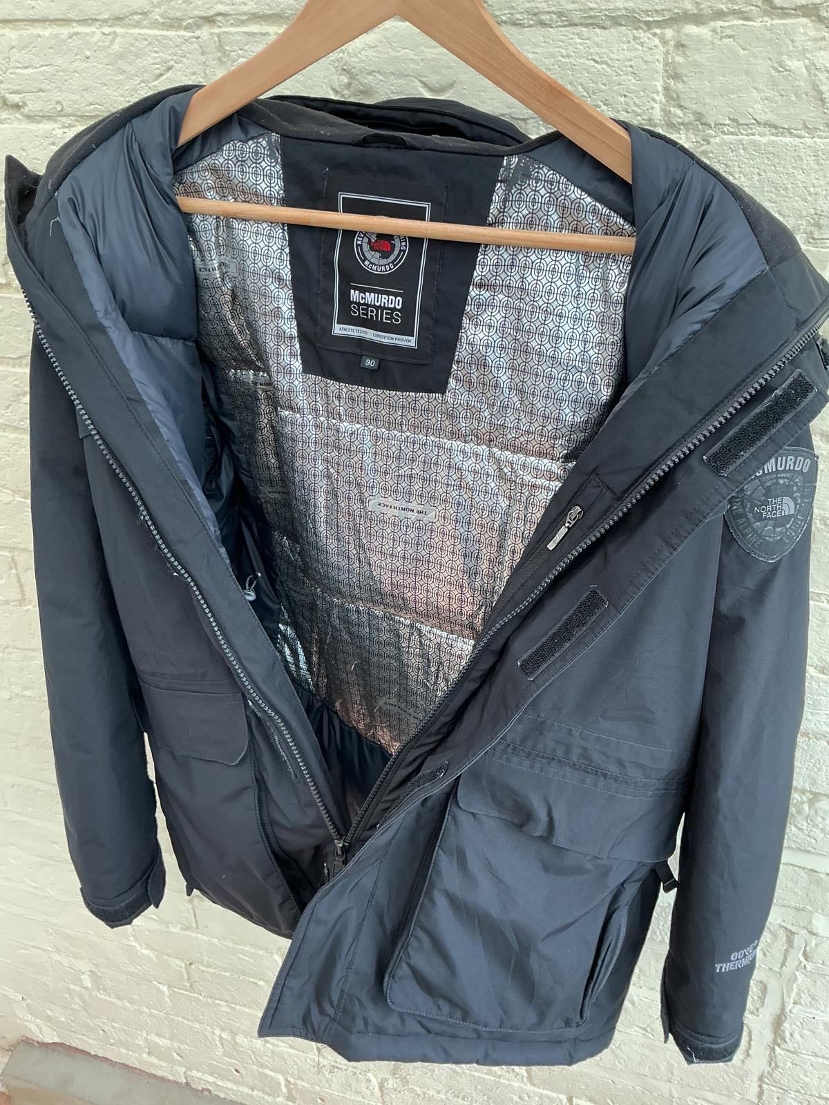 The North Face McMurdo Series Hooded Winter Jacket Size S Black Good