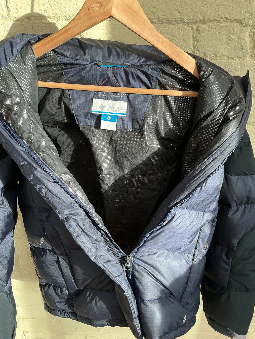 Columbia Men's Navy Blue Puffer Jacket with Hood