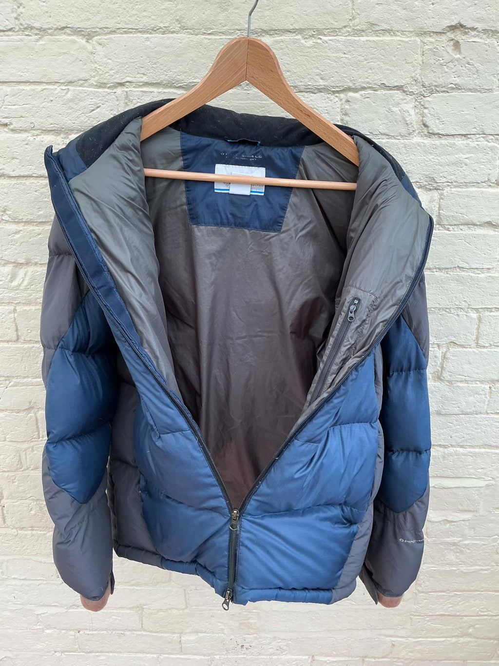 Columbia Men's Puffer Jacket High Collar Zip Pockets Medium Blue Grey Good