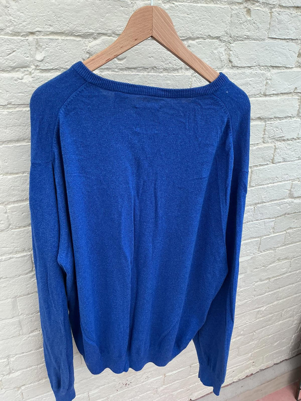 Chaps Men's V-Neck Cotton Cashmere Sweater XL Blue
