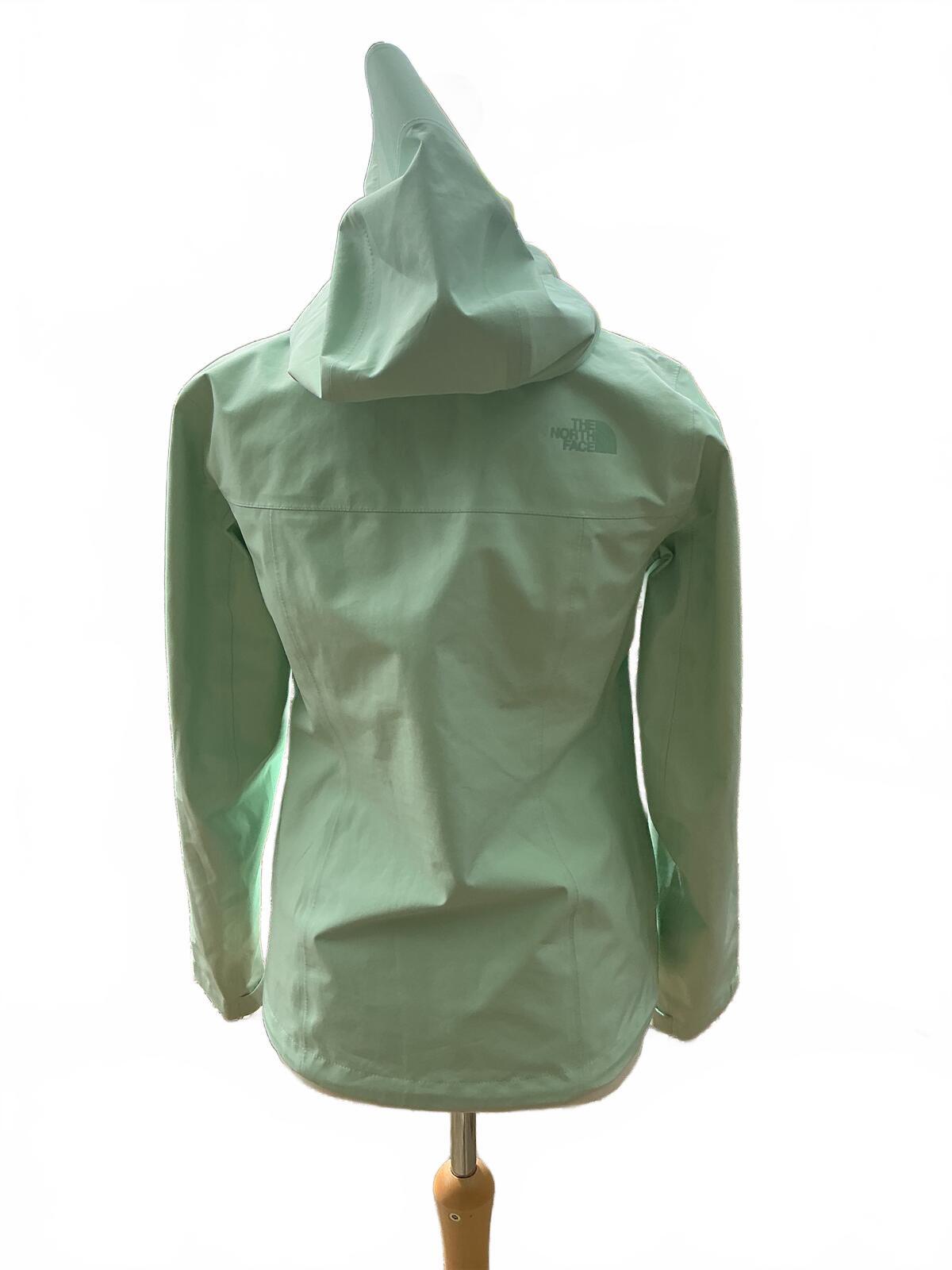 The North Face Women's Waterproof Light Green Jacket Size Xs
