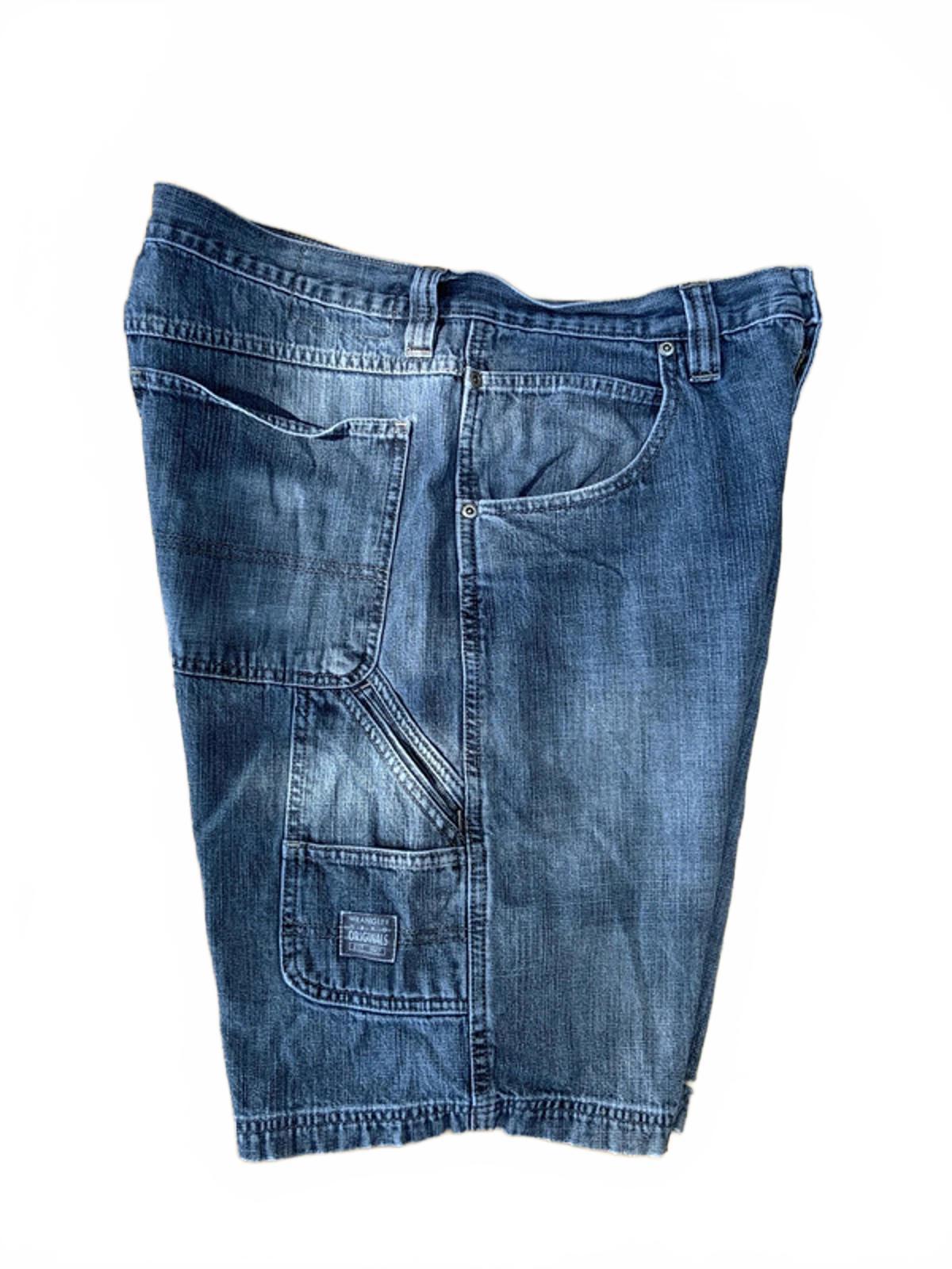 Wrangler denim shorts 32 waist