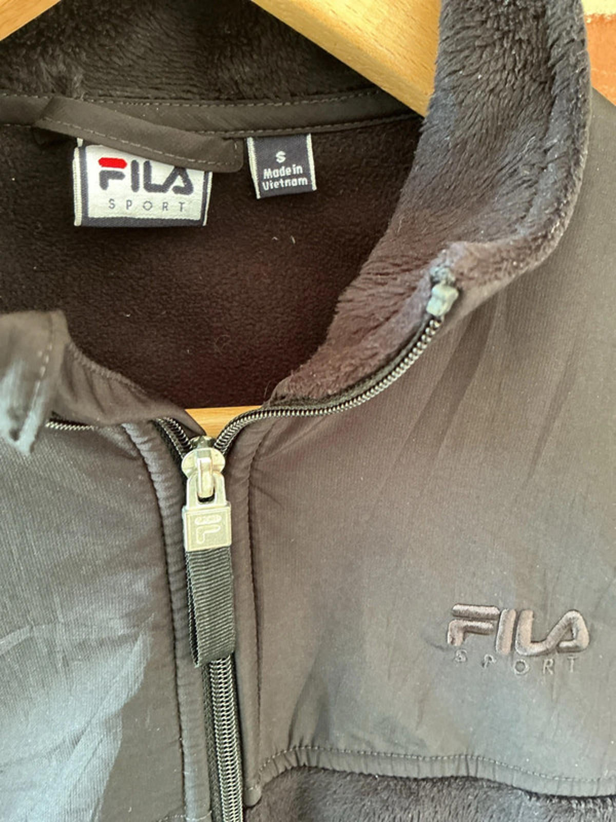 Fila Sport Black Fleece Jacket Size S Lightweight Warm Casual Zip Up