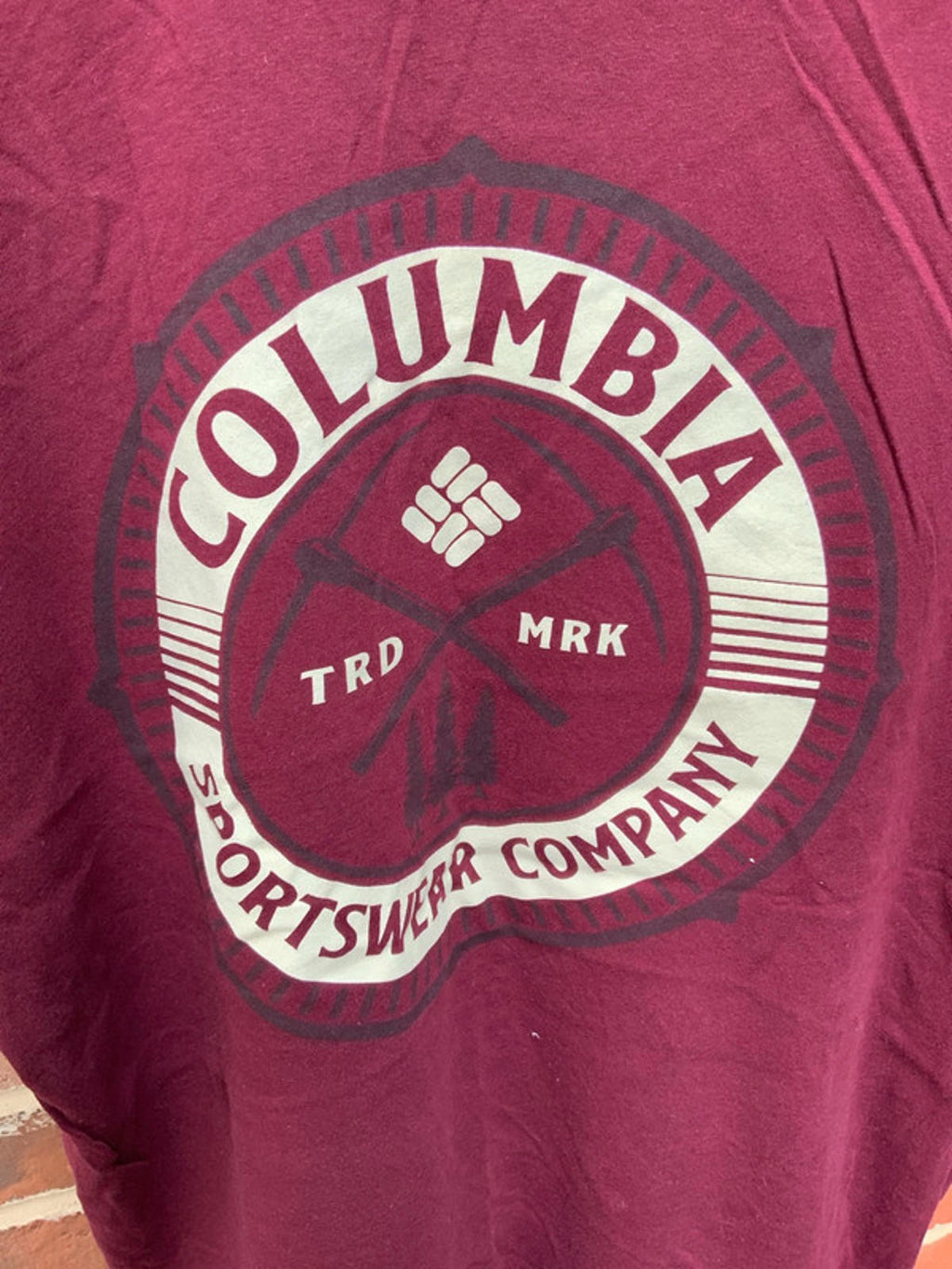Columbia T-shirt large