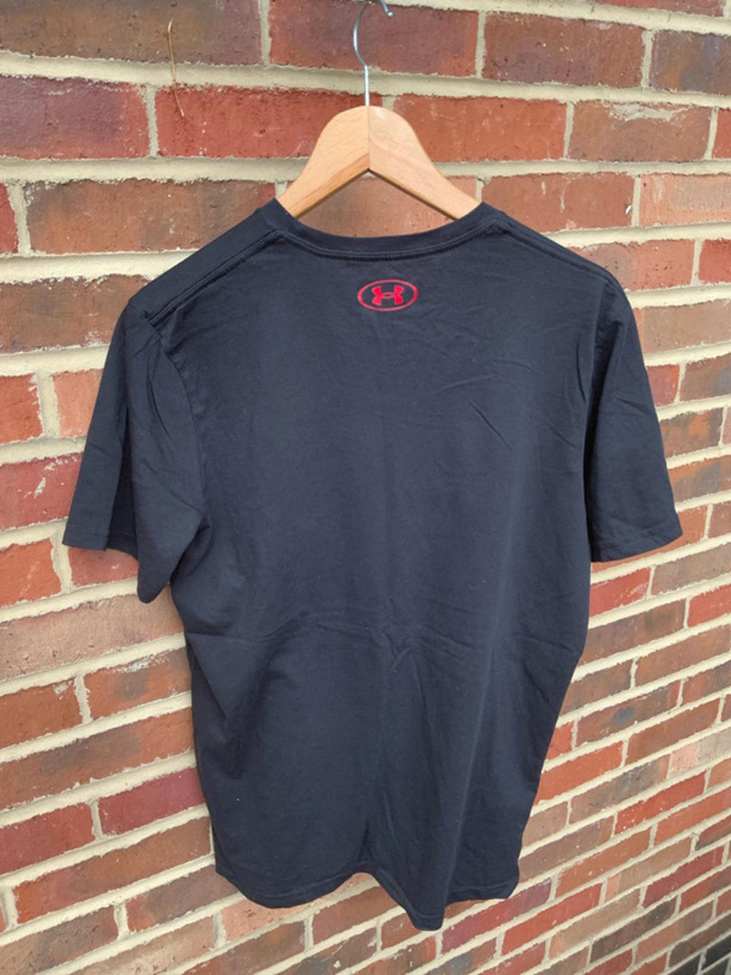 Under armour T-shirt medium